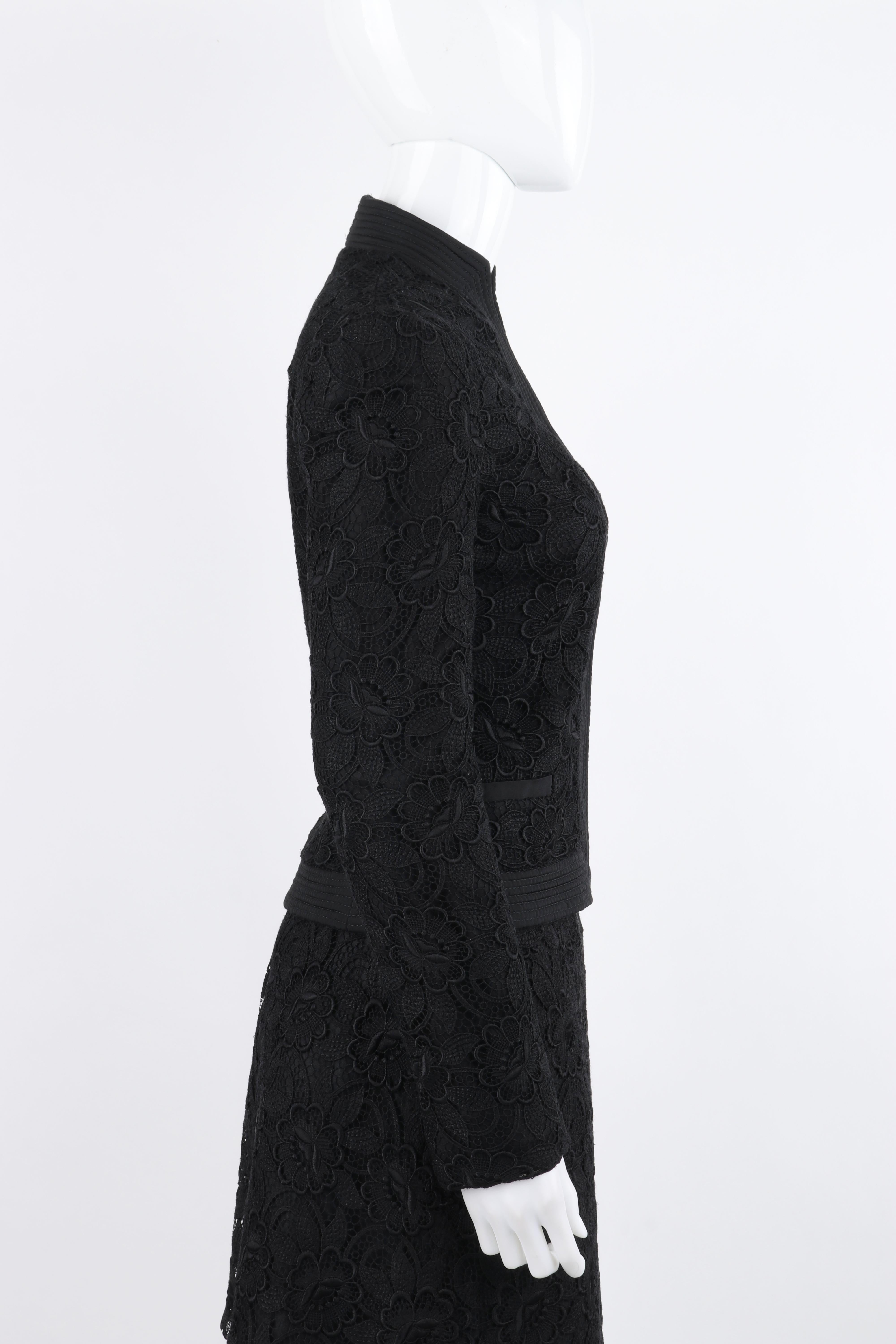 ALEXANDER McQUEEN Pre-Fall 2006 Black Two Piece Lace Jacket Skirt Suit Set For Sale 1