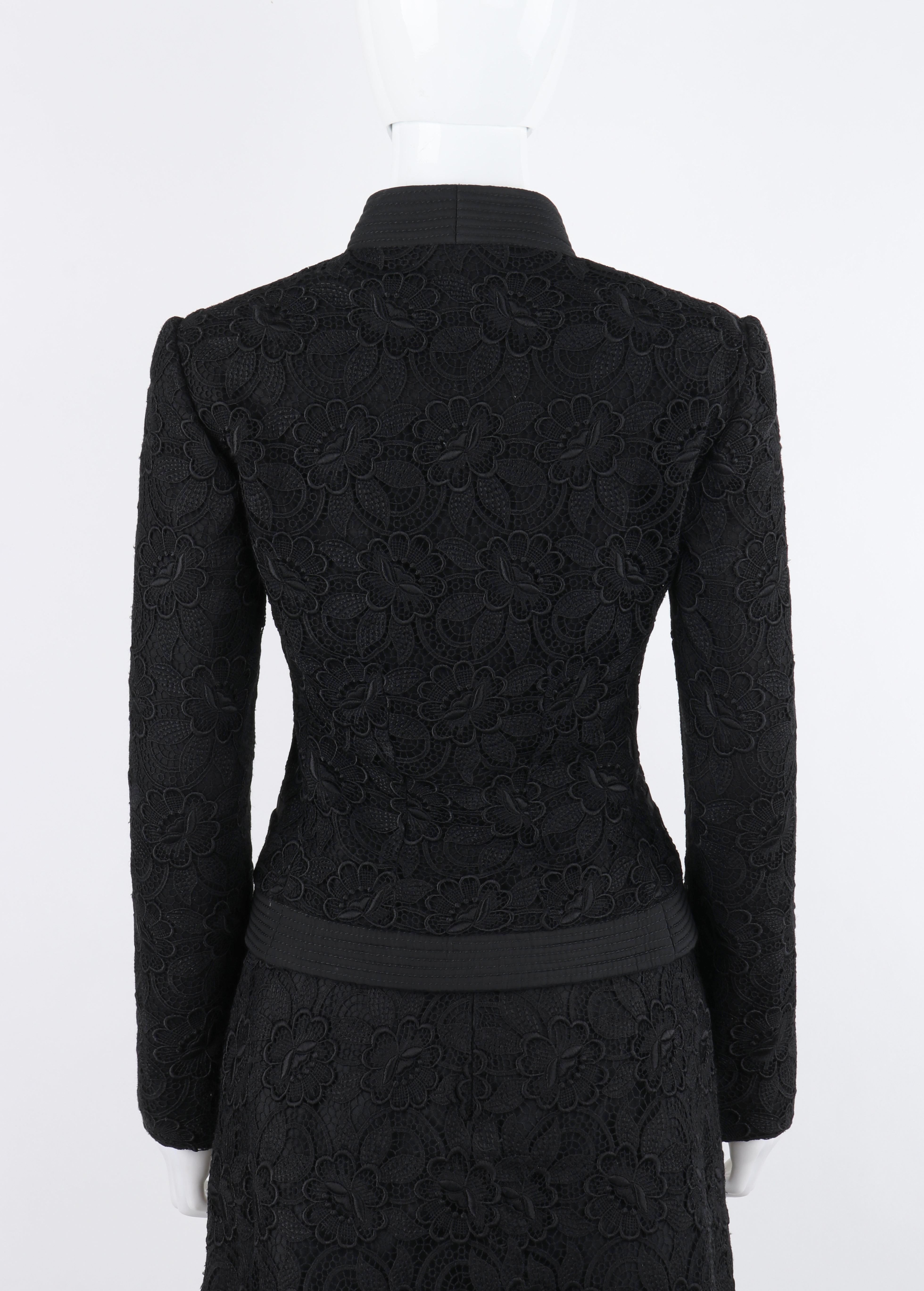 ALEXANDER McQUEEN Pre-Fall 2006 Black Two Piece Lace Jacket Skirt Suit Set For Sale 2