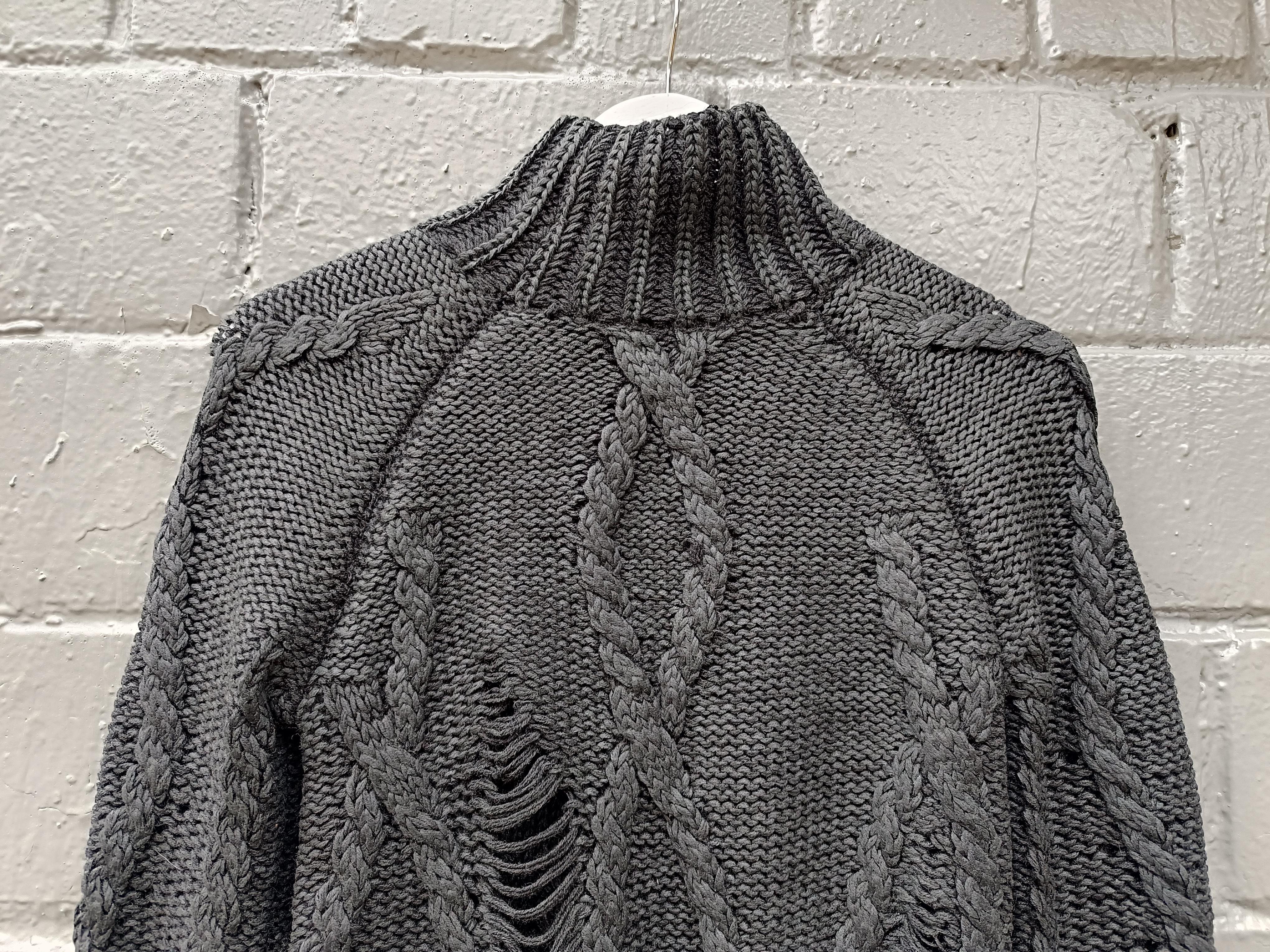 Alexander Mcqueen Pre-Fall 2009 Dark Grey Long Sleeve Knitted Sweater Dress For Sale 7