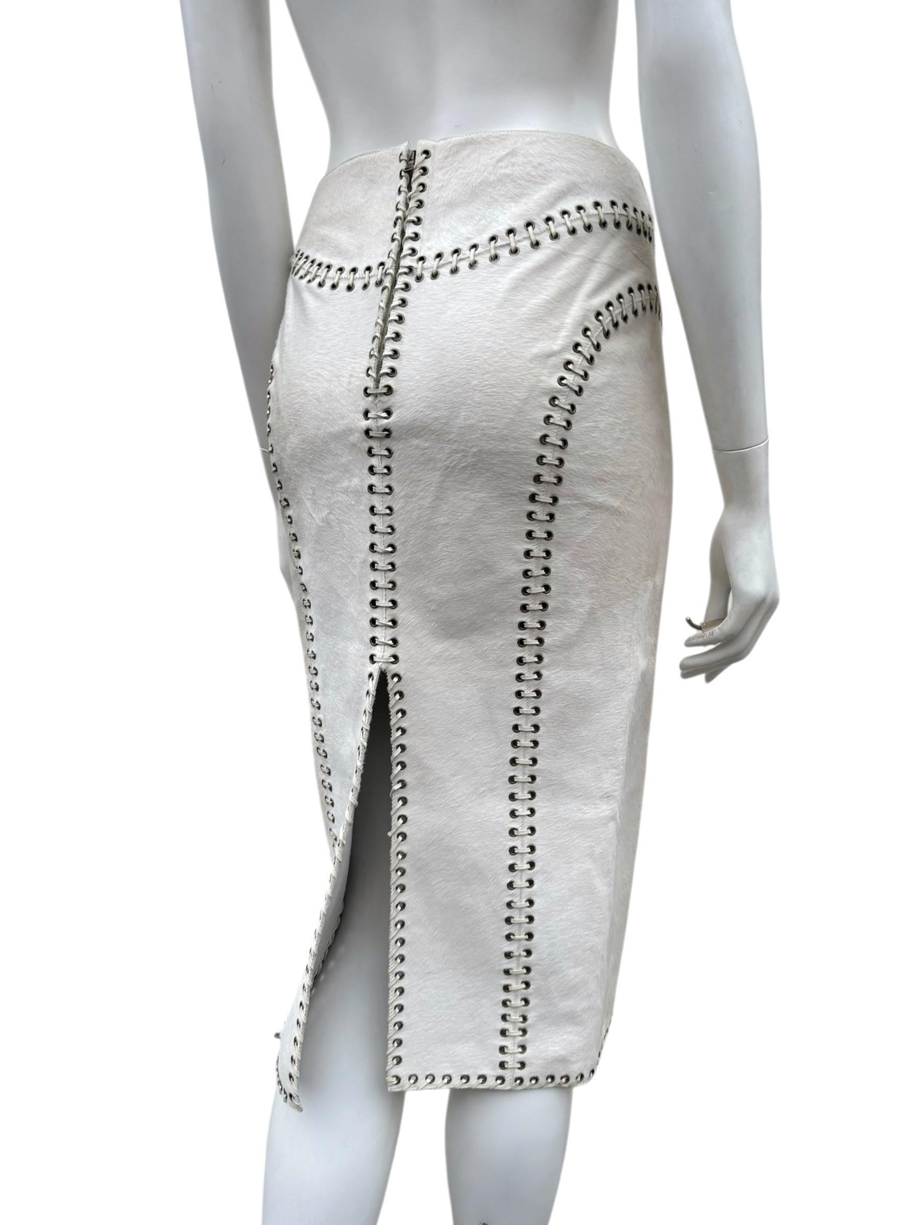 ALEXANDER MCQUEEN Pre-Fall 2010 WHITE PONY HAIR LACE-UP MIDI SKIRT 2