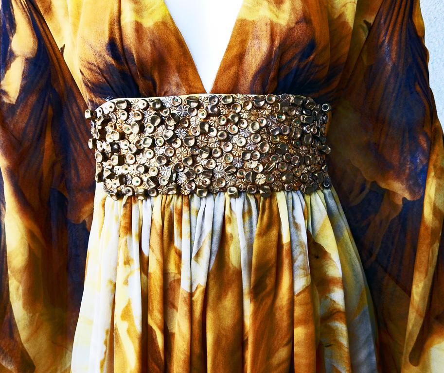 Alexander McQueen Rare robe caftan de défilé  NWT Pour femmes en vente