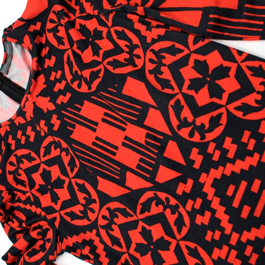 Alexander McQueen Red and Black Abstract Print Dress US 0-2 2