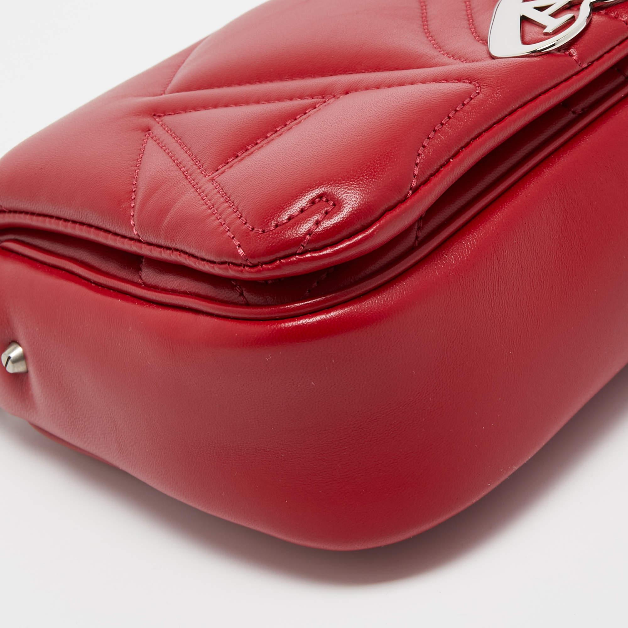 Alexander McQueen Red Embossed Leather The Seal Shoulder Bag 3