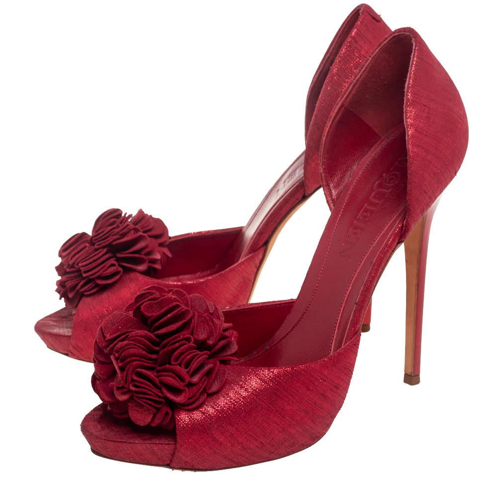 Women's Alexander McQueen Red Fabric Floral Corsage Pumps Size 40