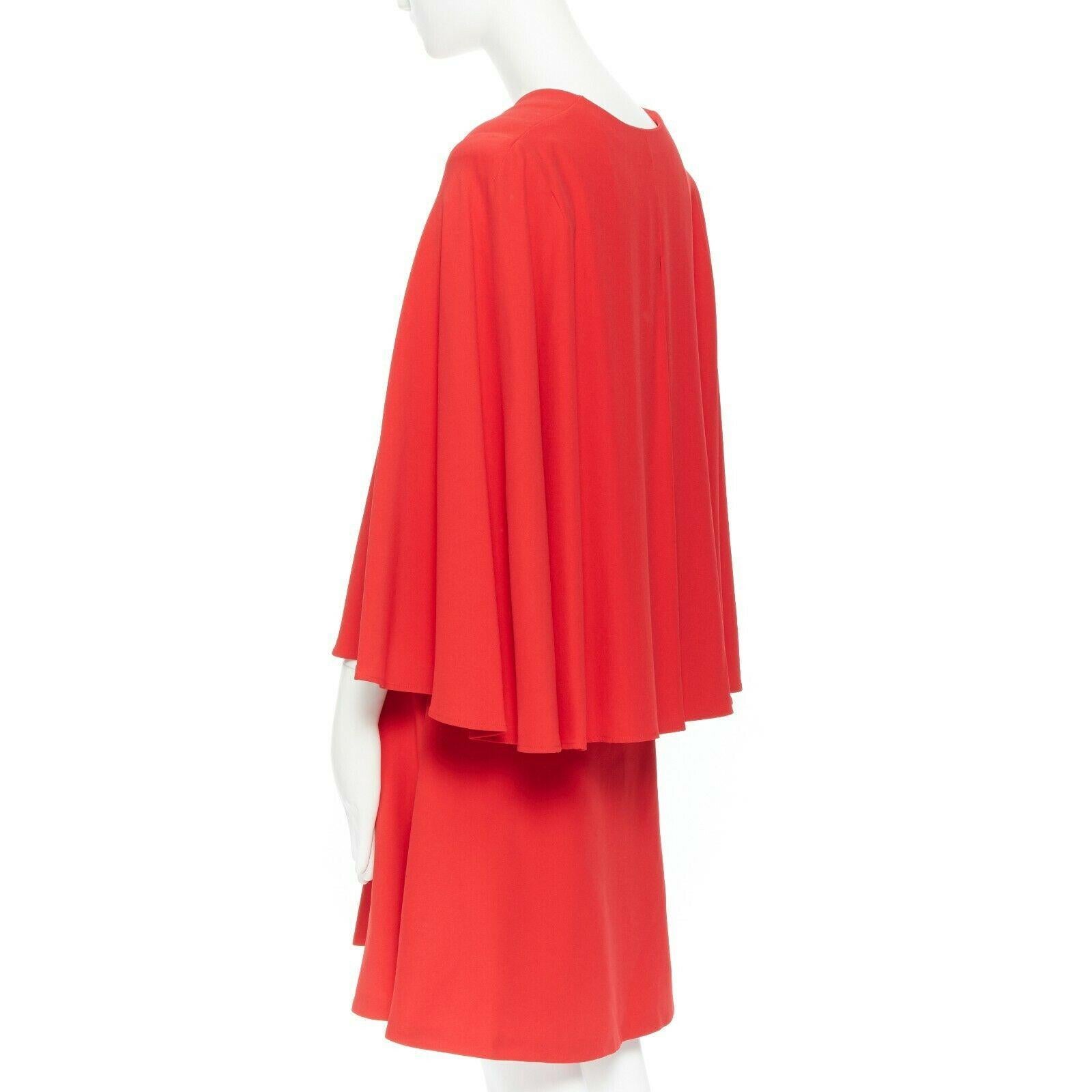 ALEXANDER MCQUEEN red leaf-crepe cape sleeve v neck padded cocktail dress IT42 M 1