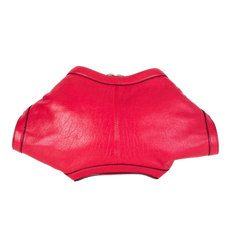 Red ALEXANDER MCQUEEN red leather DE MANTA Clutch Bag