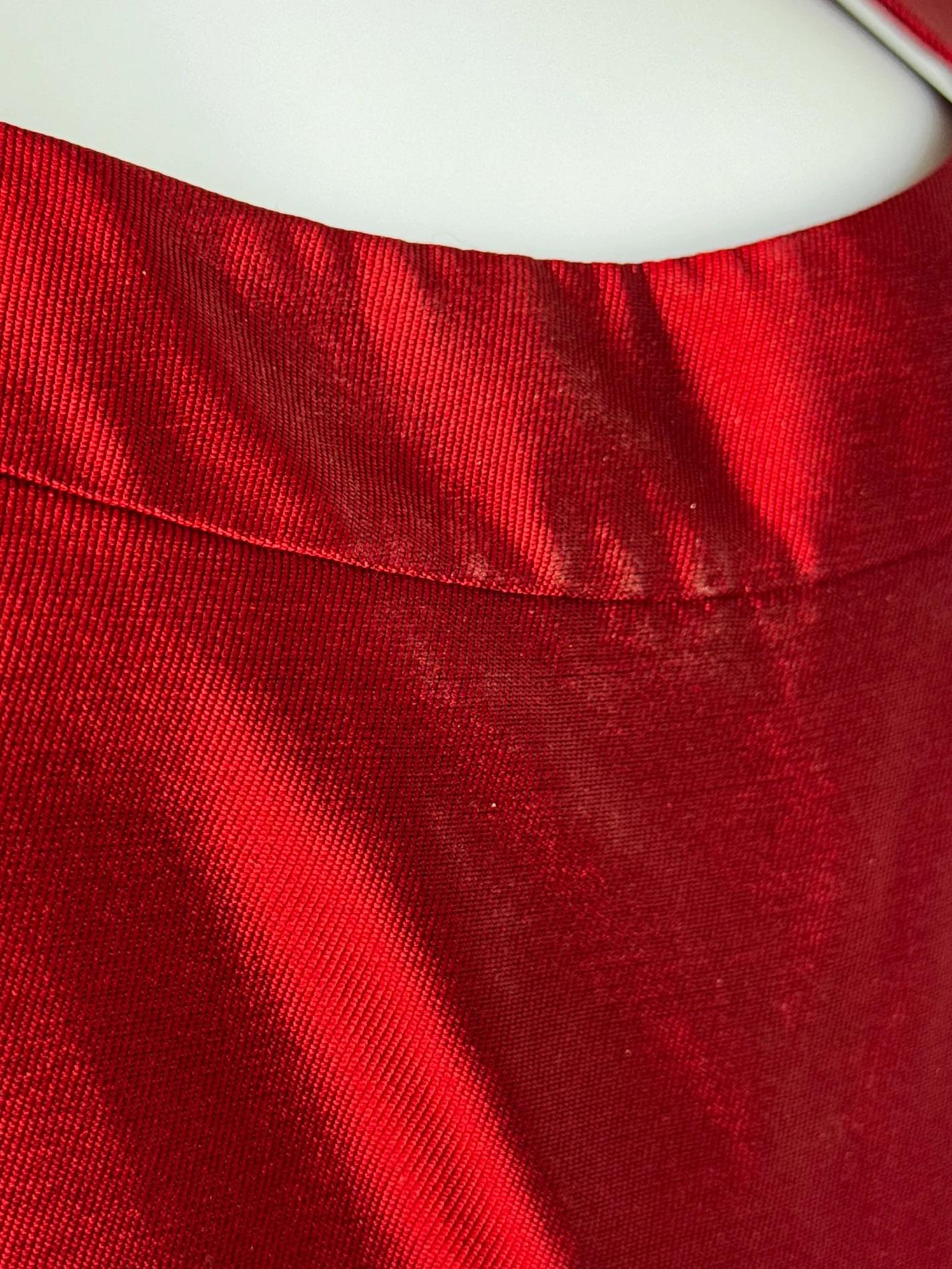 Alexander McQueen Red Mikado Silk Dress with Tulle, 2007 For Sale 9