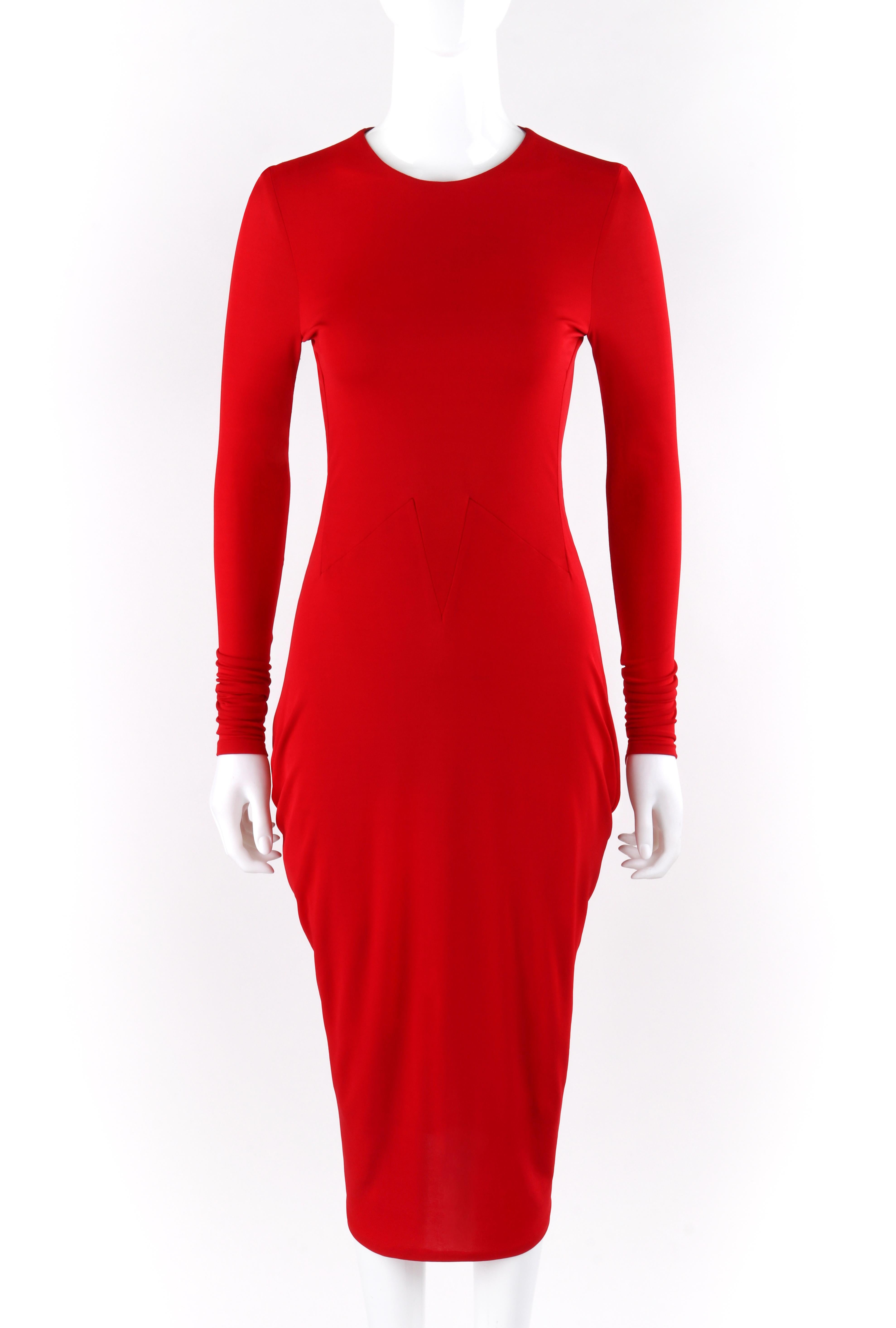 ALEXANDER McQUEEN Resort 2011 Red Long Sleeve Draped Ruched Detail Bodycon Dress

Brand / Manufacturer: Alexander McQueen
Collection: Resort 2011
Designer: Sarah Burton
Style: Bodycon dress
Color(s): Red
Lined: Yes
Marked Fabric Content: “100%