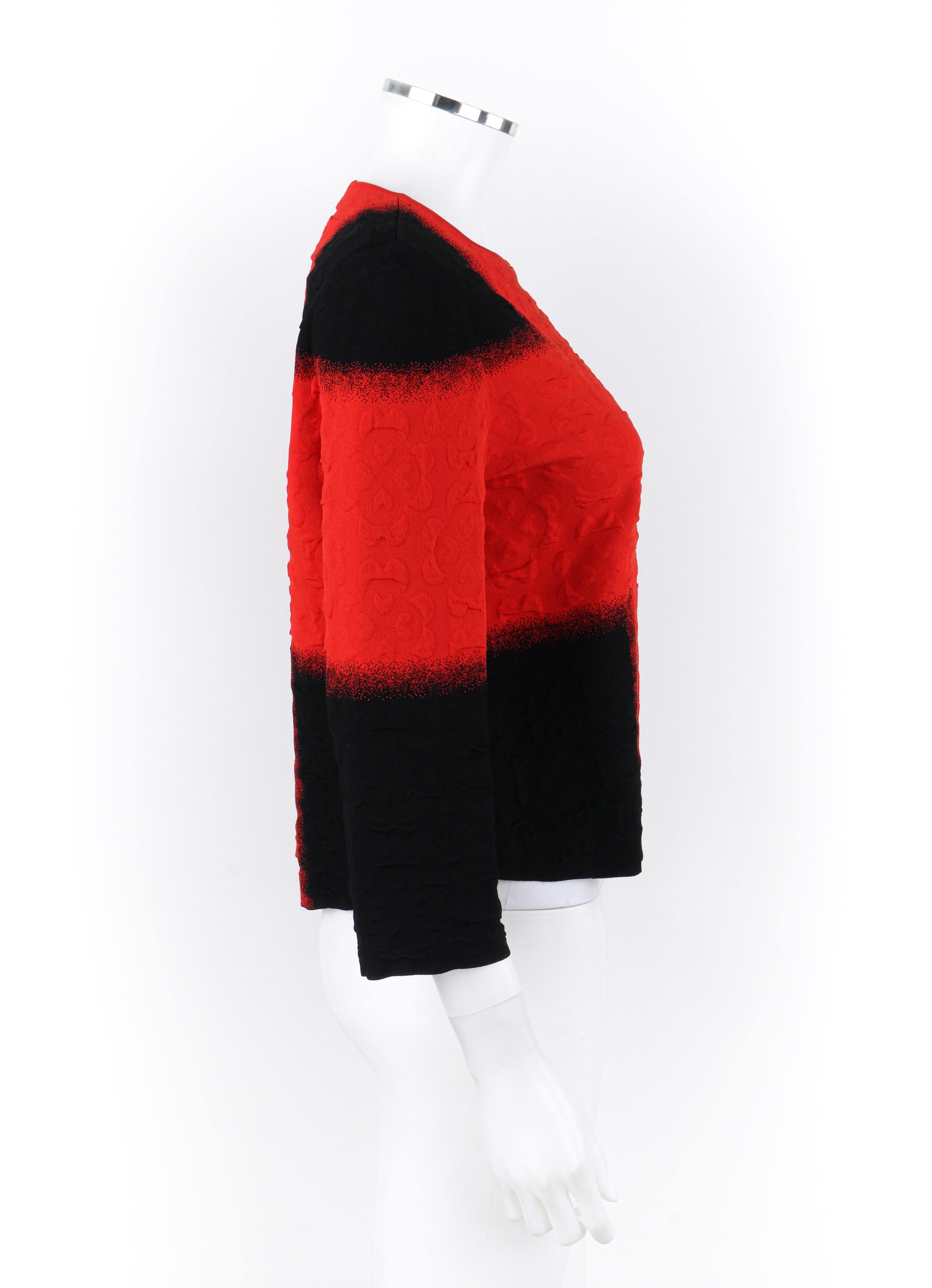 Alexander McQueen Resort 2015 - Top en tricot extensible à blocs de couleurs, noir et rouge gaufré en vente 1