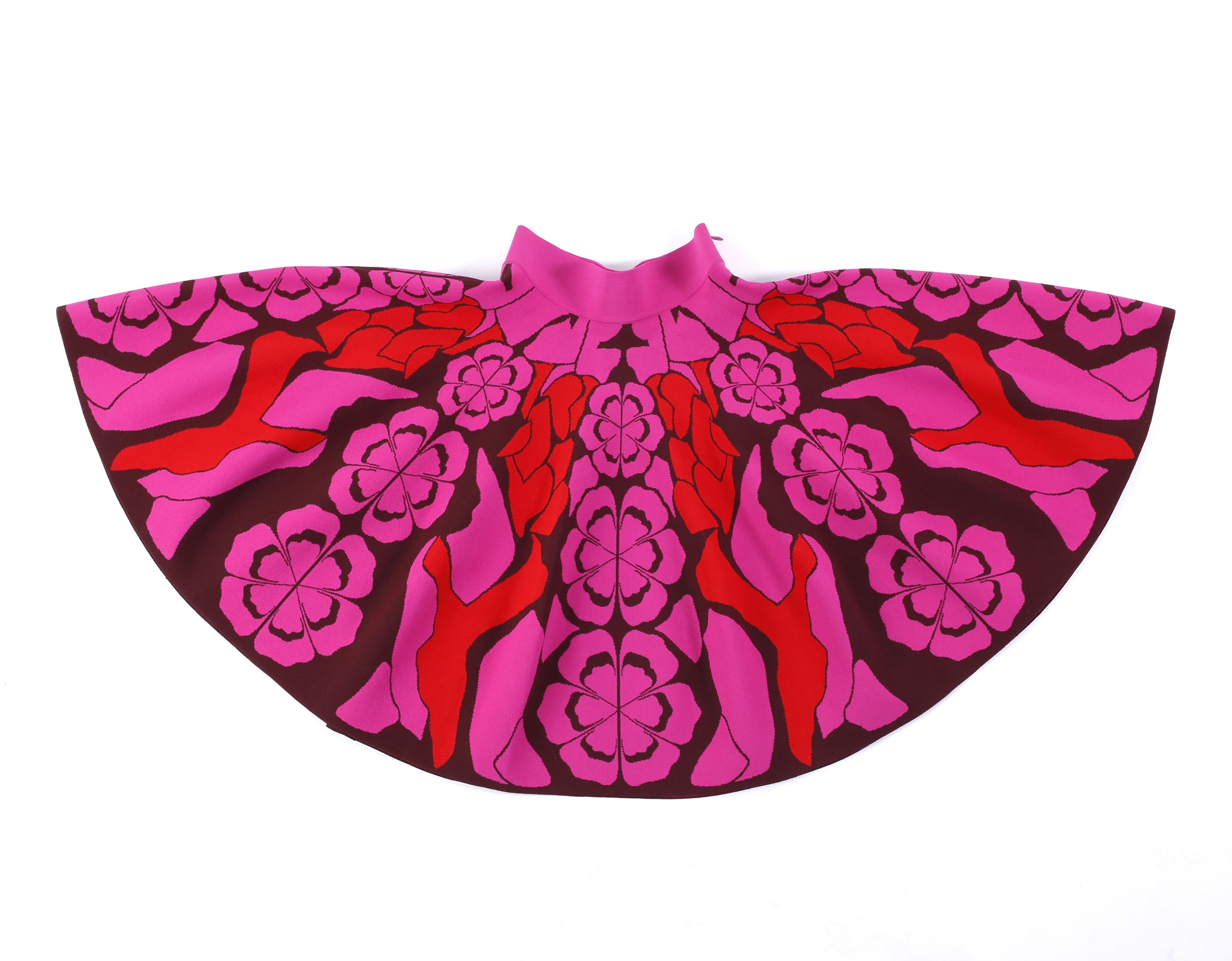 Alexander McQueen Resort 2015 Flower Kaleidoscope Pleated Flair Mini Skirt XS For Sale 2