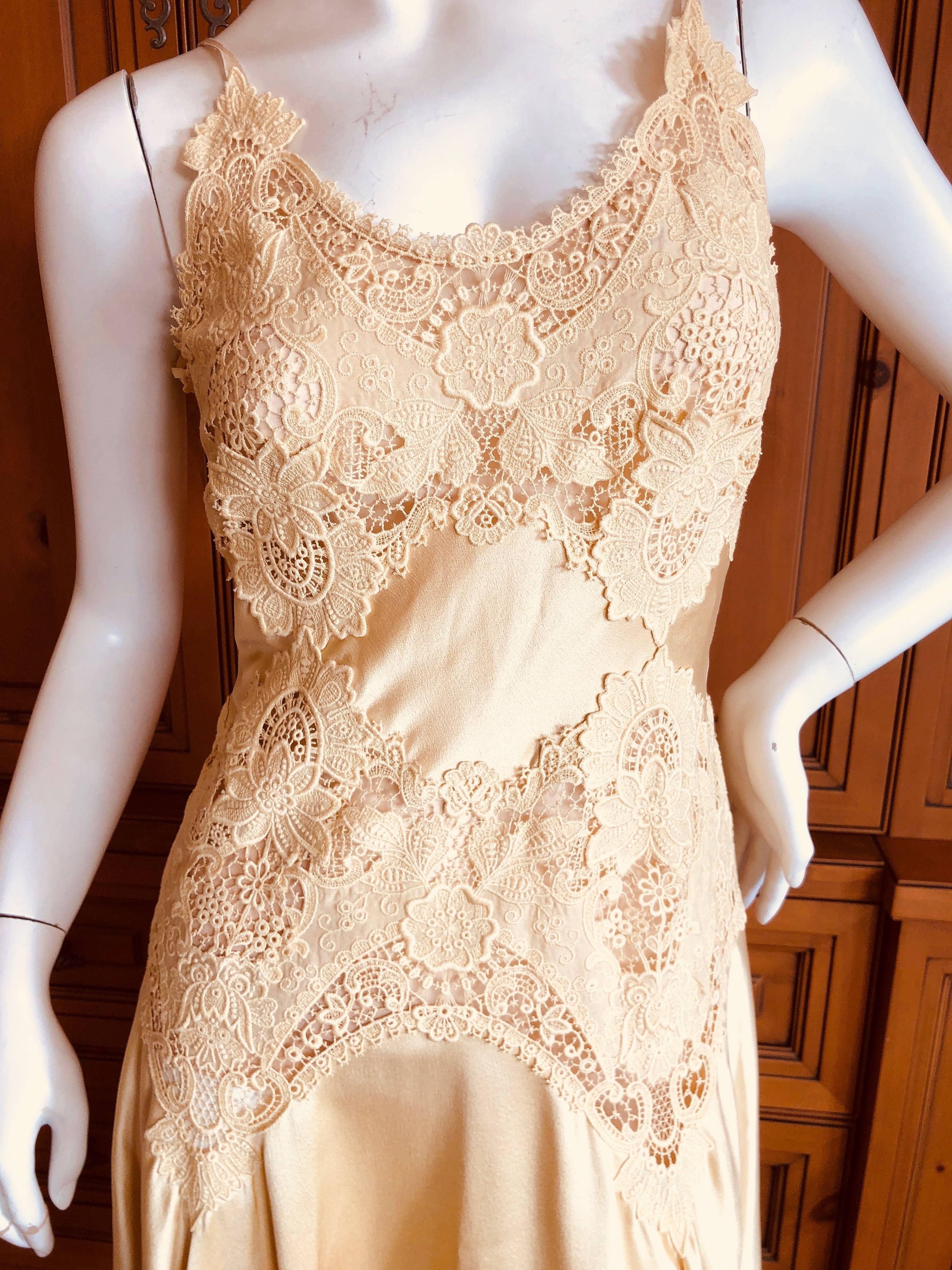 Women's Alexander McQueen Romantic Butter Yellow Guipure Lace Dress 2004 For Sale