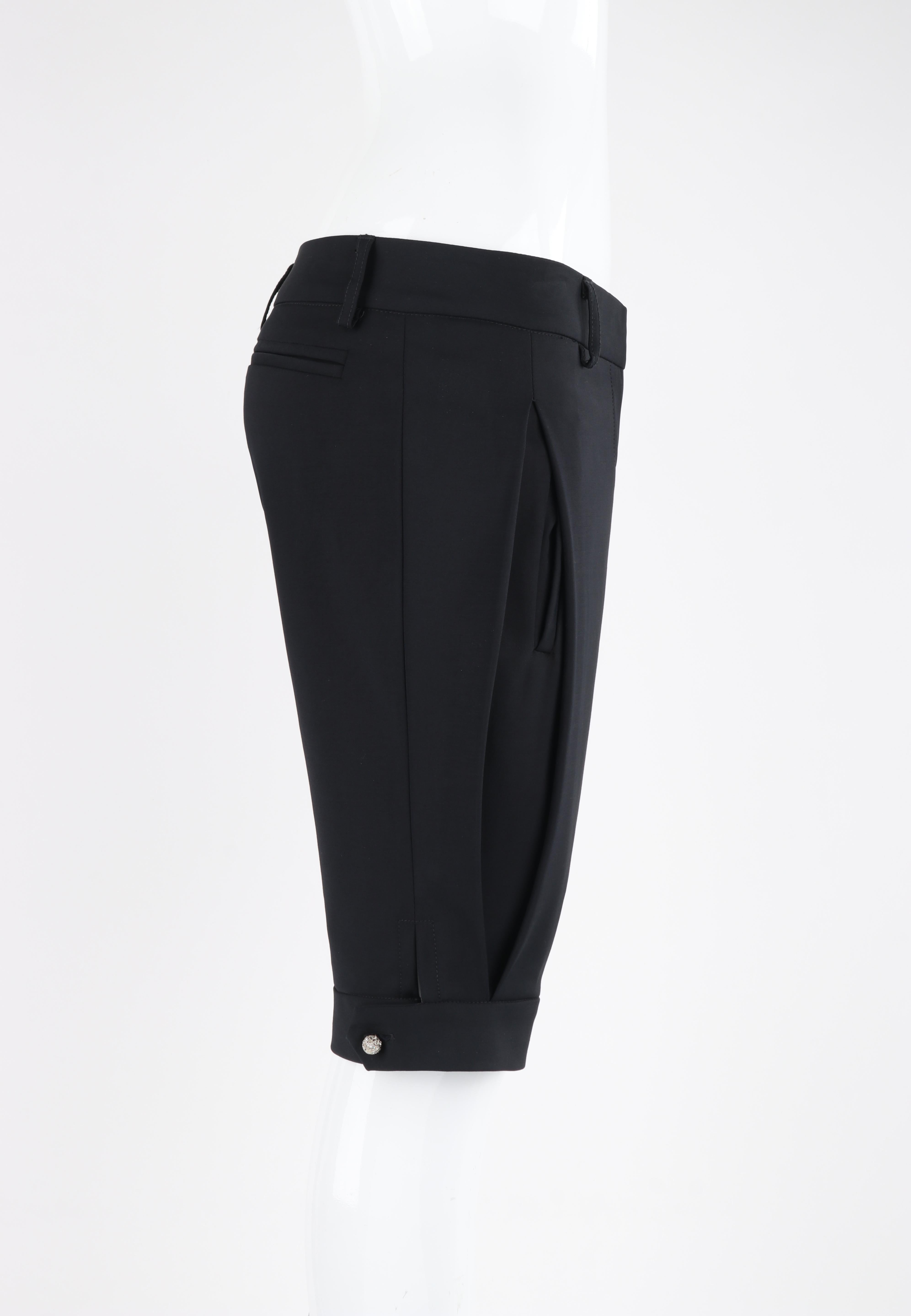 Women's ALEXANDER McQUEEN S/S 1995 Black Stretch Welt Pocket Low-Rise Bermuda Shorts For Sale
