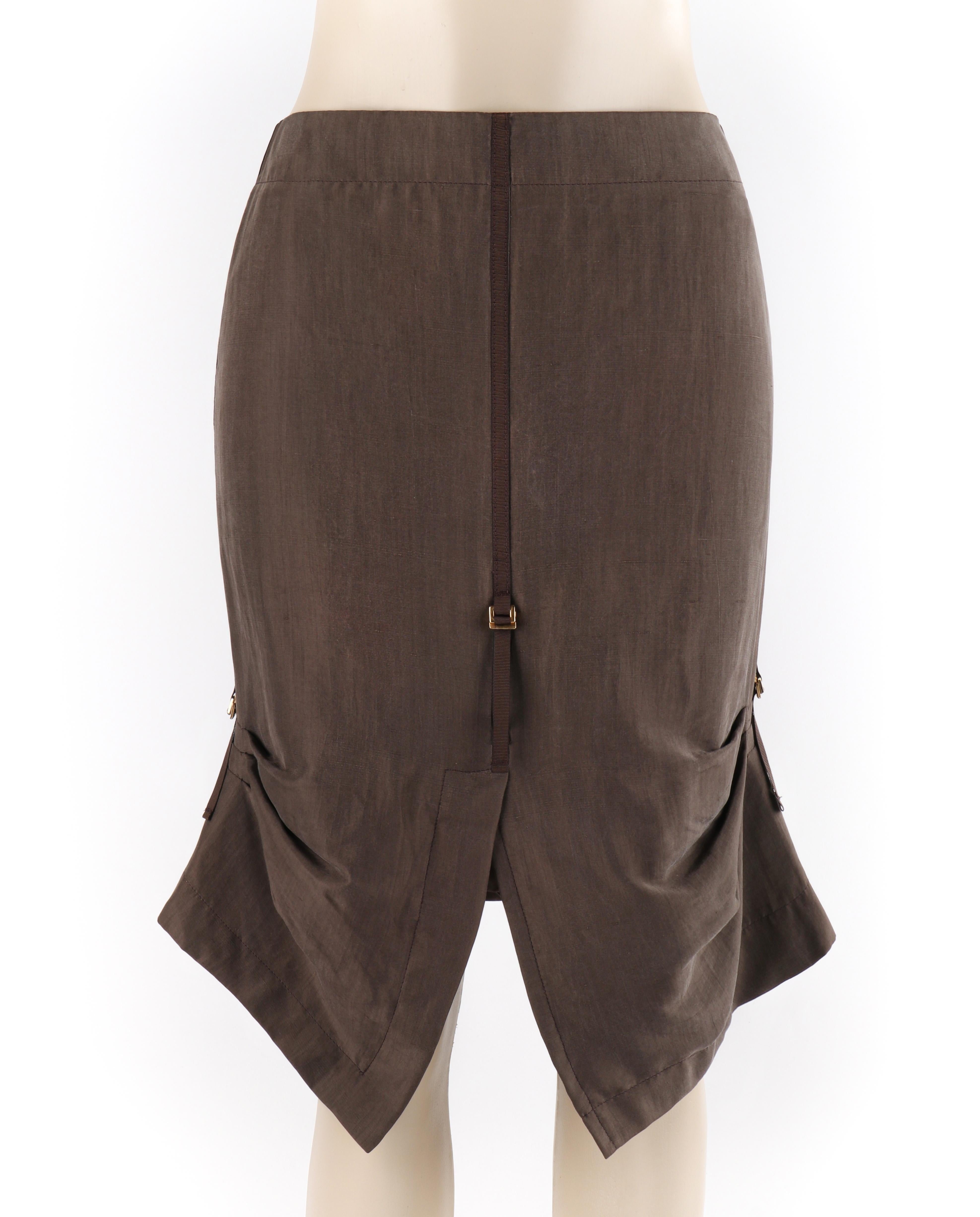 ALEXANDER McQUEEN S/S 1996 Brown Silk Horizontal Pleated Ruched Adjustable Skirt
 
Brand / Manufacturer: Alexander McQueen 
Collection: S/S 1996 
Style: Pencil Skirt
Color(s): Shades of brown
Lined: Yes
Marked Fabric Content: 100% silk exterior; 60%