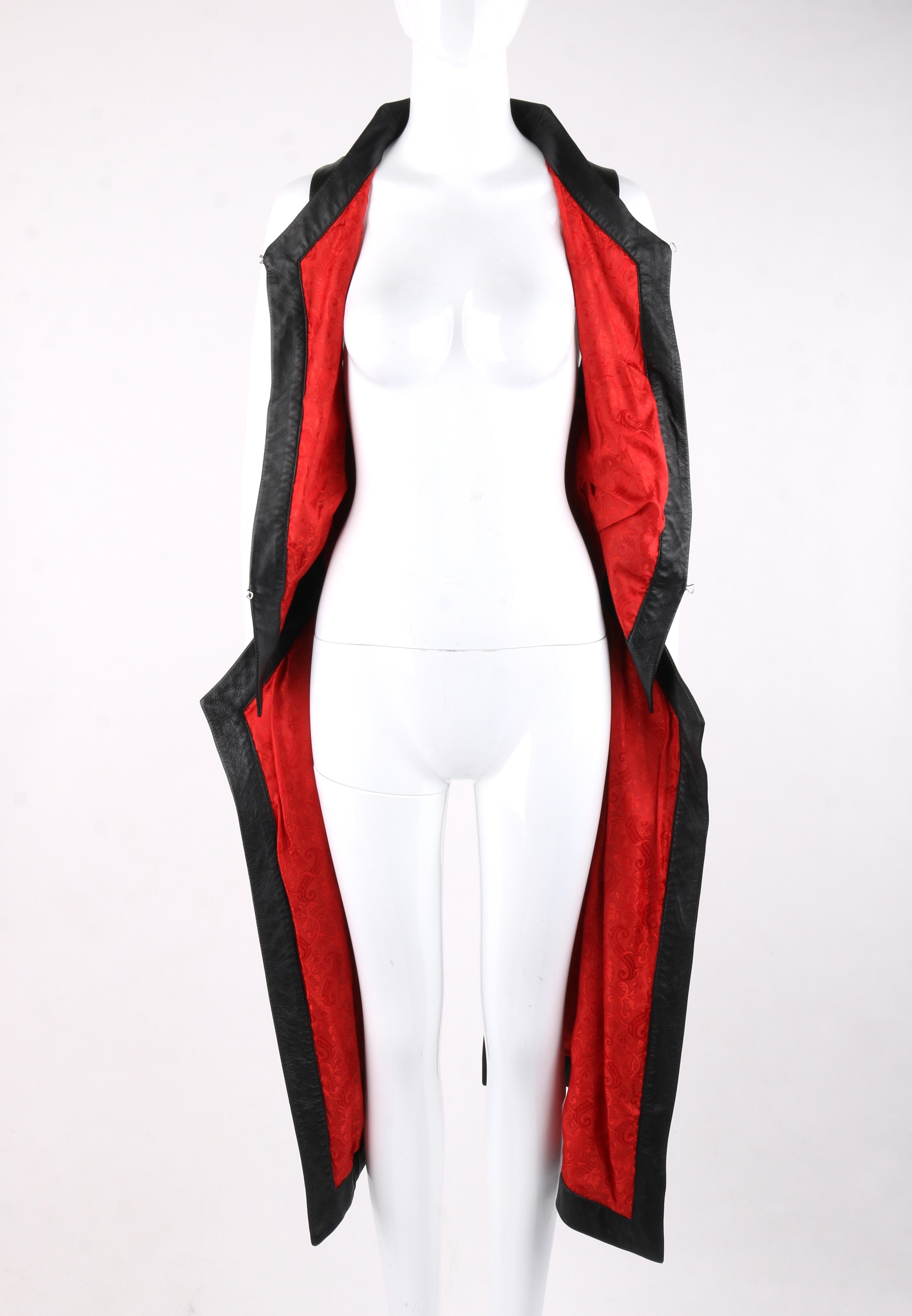 ALEXANDER McQUEEN S/S 2000 “Eye” Runway Red Black Leather Cut Out Vest Jacket In Good Condition For Sale In Thiensville, WI