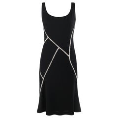 ALEXANDER McQUEEN S/S 2003 - Robe de cocktail évasée avec surpiqûres contrastées en ivoire et noir