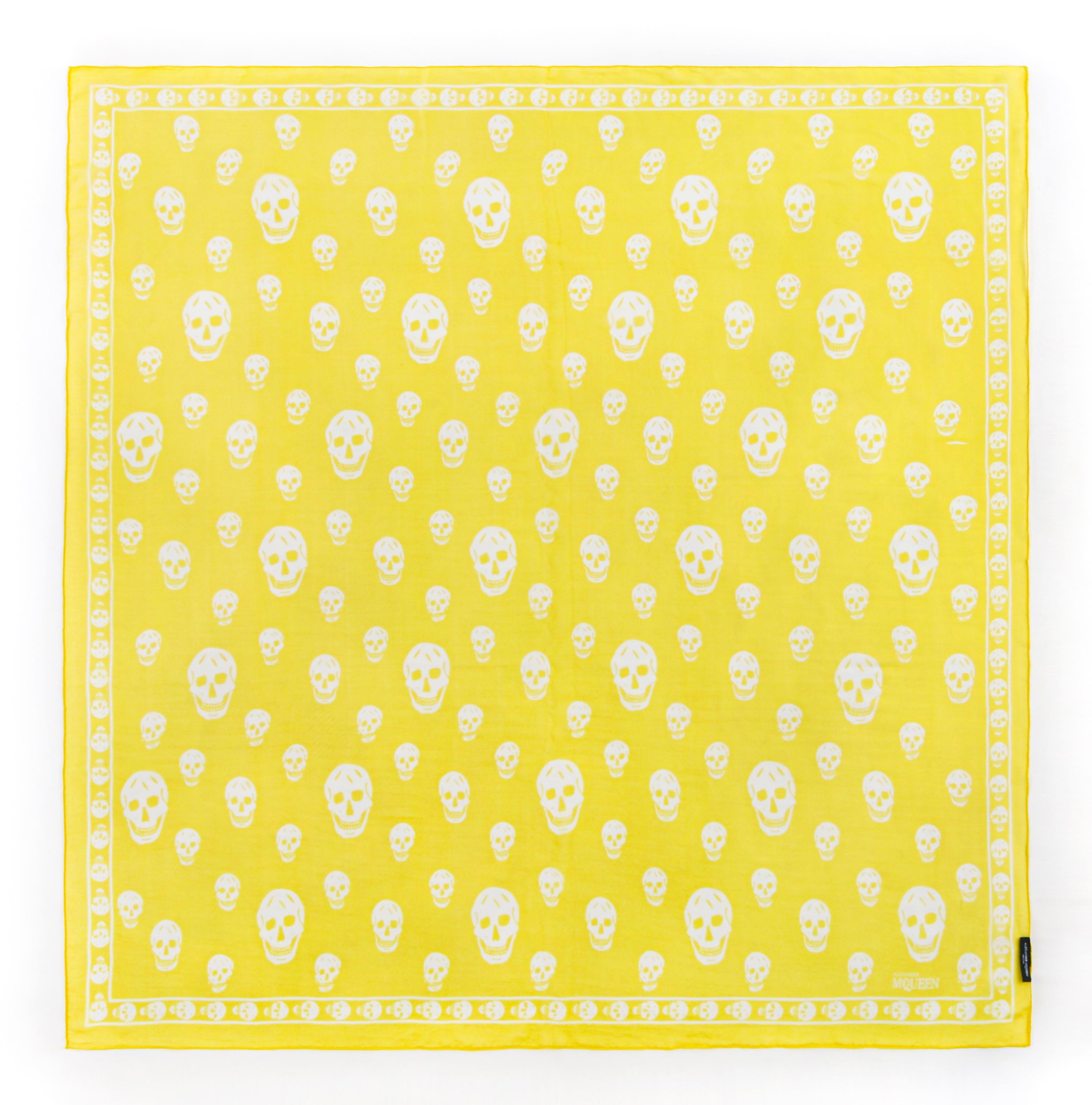 ALEXANDER McQUEEN S/S 2003 Classic Yellow White Skull Print Silk Square Scarf
Circa: 2003
Brand/Manufacturer: Alexander McQueen
Designer: Alexander McQueen
Style: Square scarf
Color(s): Shades of yellow and white
Lined: No
Marked Fabric Content: