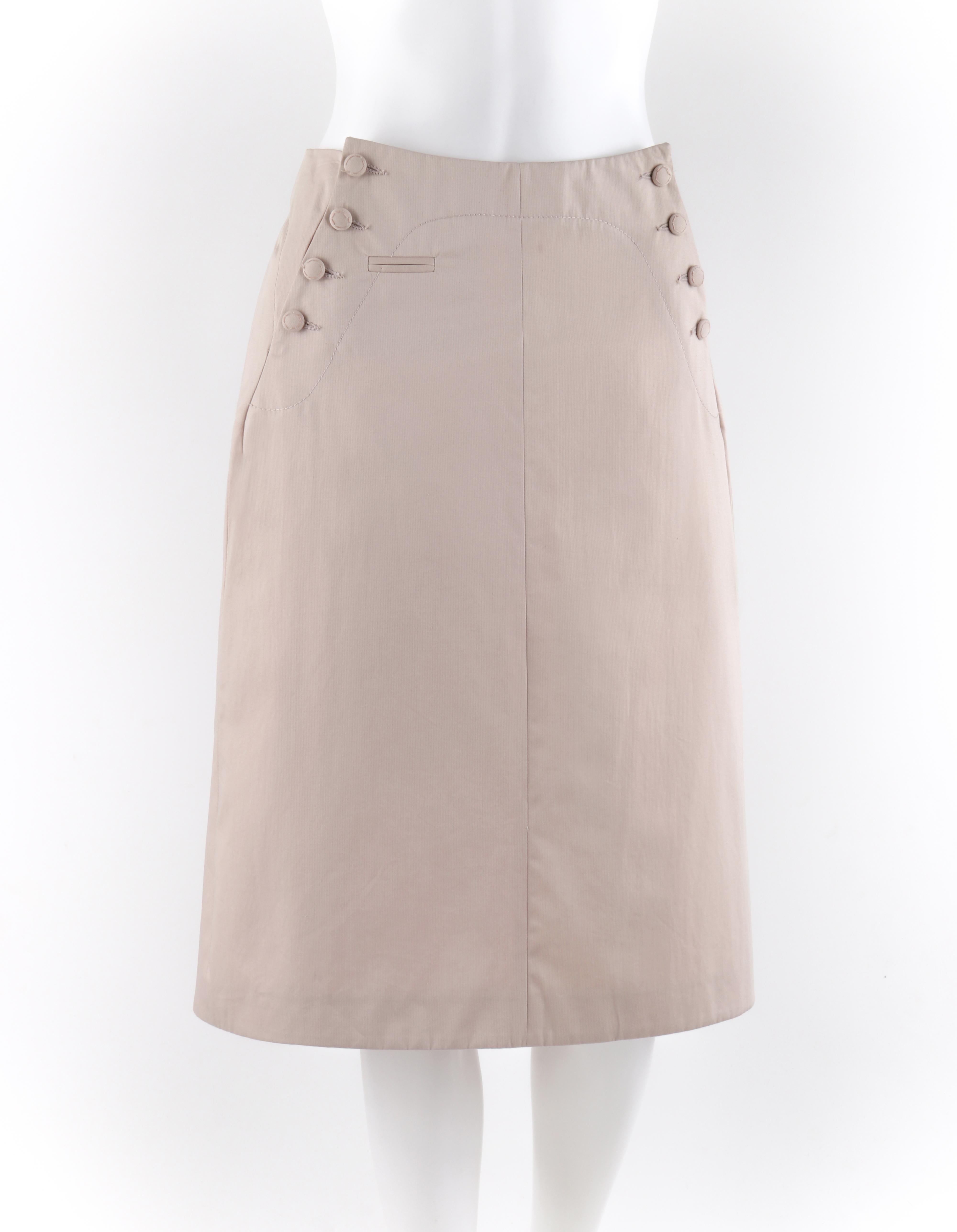 ALEXANDER McQUEEN S/S 2007 “Saraband” Blush High Rise Double Button Front Skirt

Brand / Manufacturer: Alexander McQueen
Collection: S/S 2007 “Saraband”
Designer: Alexander McQueen
Style: Tailored high rise skirt with kick pleat 
Color(s): Blush /