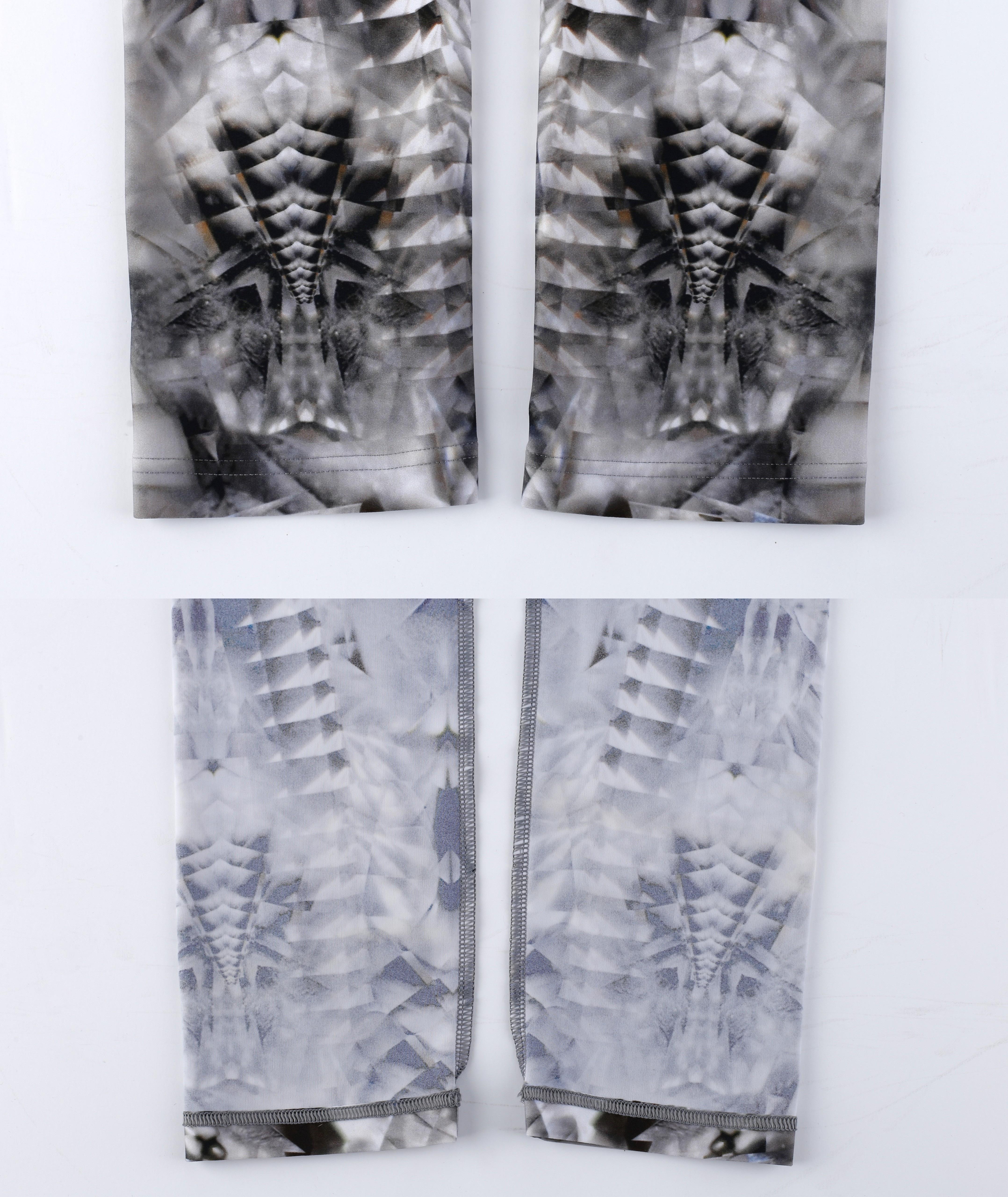 Alexander McQueen - P/E 2009 - Leggings con stampa di scheletri e caleidoscopio di cristallo L. in vendita 4