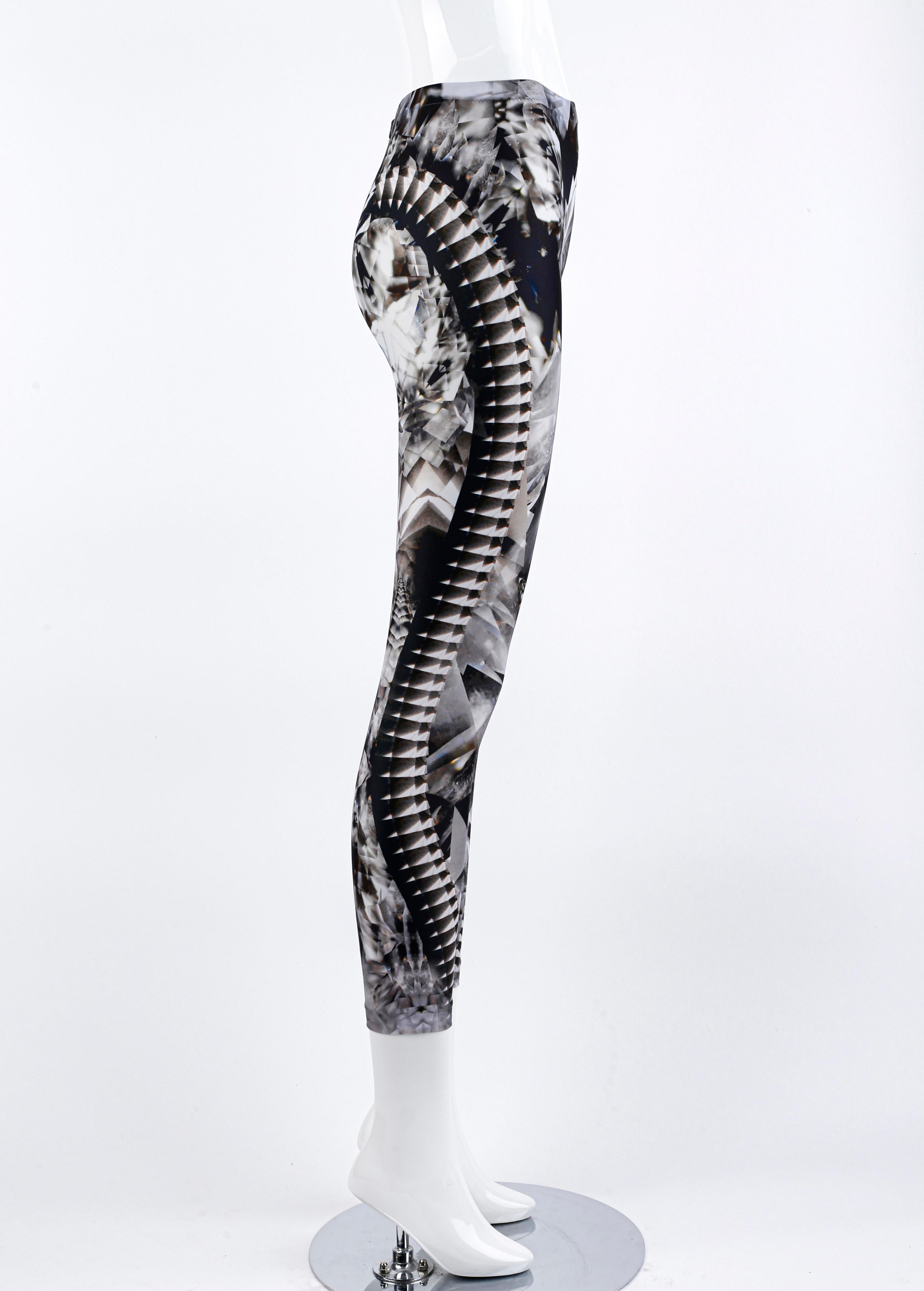 Alexander McQueen S/S 2009 Caleidoscopio de cristal con estampado de esqueleto Leggings XS en Bueno estado para la venta en Chicago, IL