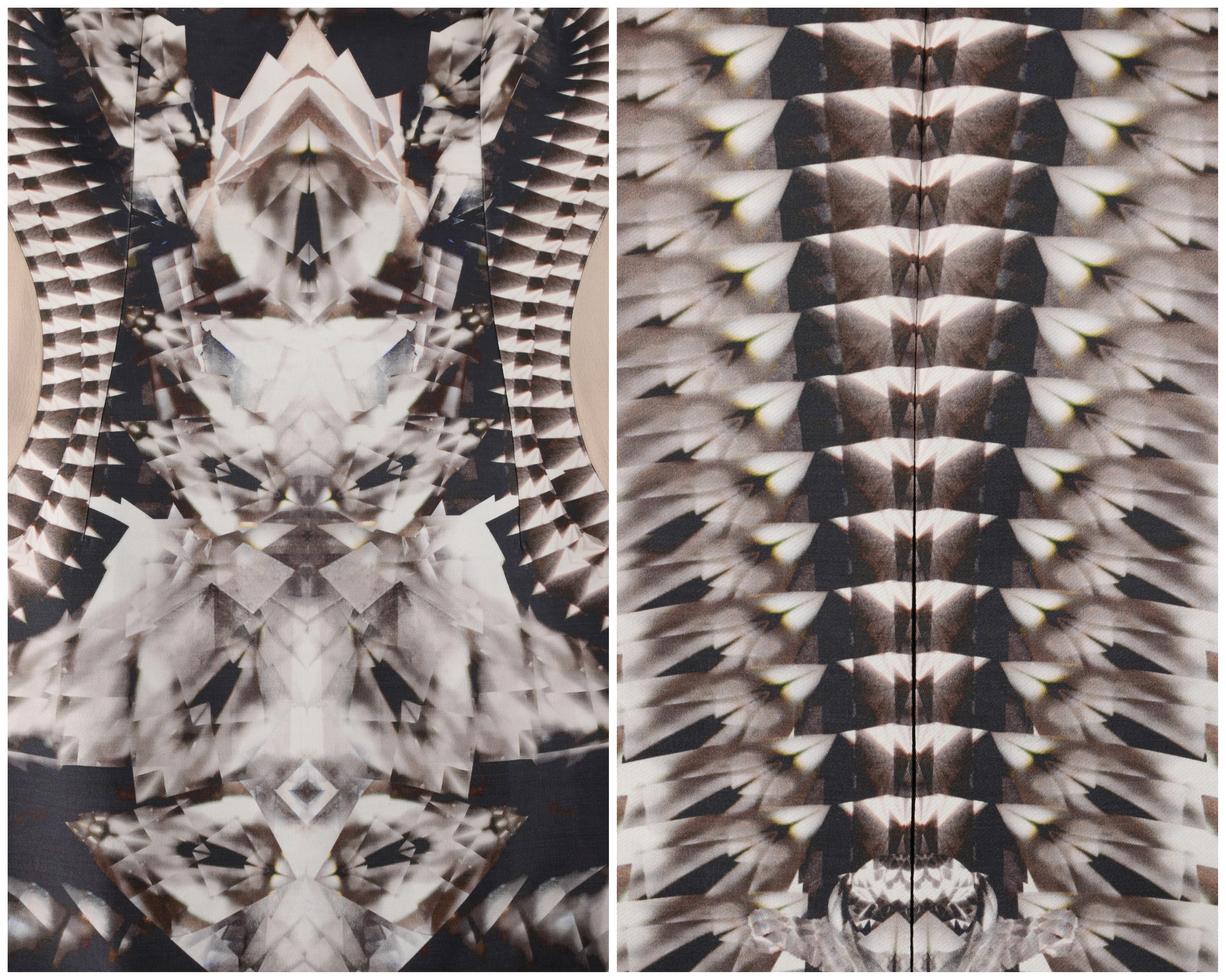 ALEXANDER McQUEEN S/S 2009 Iconic Runway Skeleton Kaleidoscope Print Dress 44  In Good Condition For Sale In Thiensville, WI