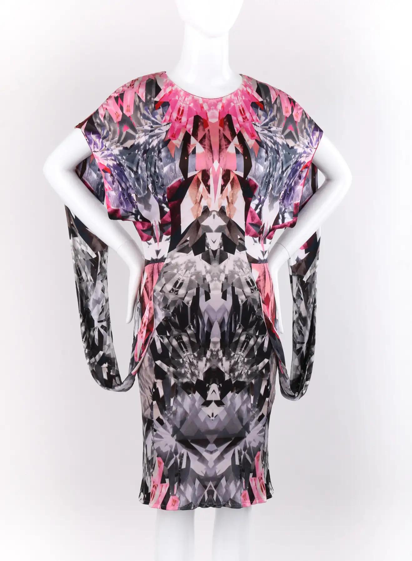 Alexander McQueen S/S 2009 Kaleidoscope Crystal Dress with dolman sleeves In New Condition In Montgomery, TX