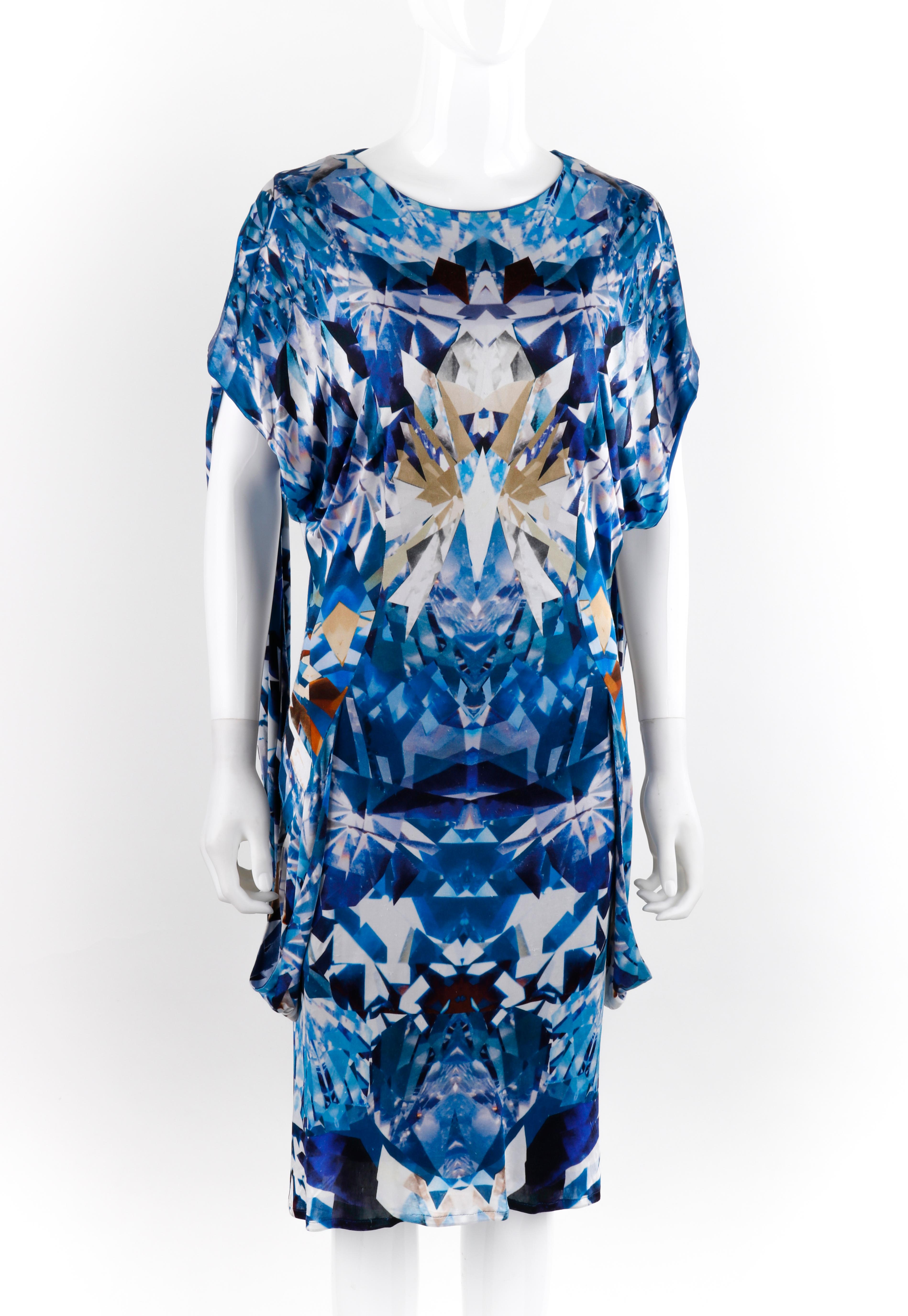 ALEXANDER McQUEEN S/S 2009 - « Natural Dis-tinction » - Robe emblématique en cristal bleu 42  Bon état - En vente à Thiensville, WI