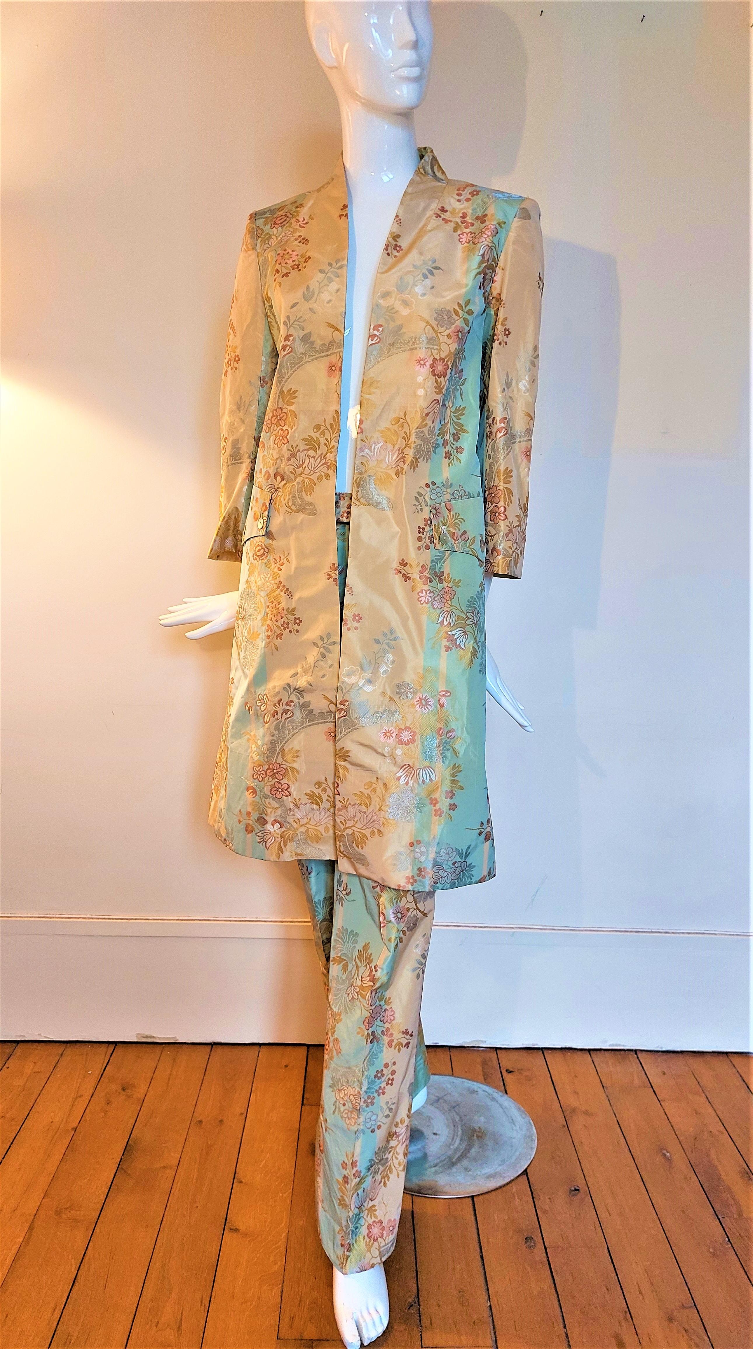 Alexander Mcqueen Shipwreck 2000S Silk Brocade Frock Pirate Trousers Jacket Suit In Excellent Condition For Sale In PARIS, FR