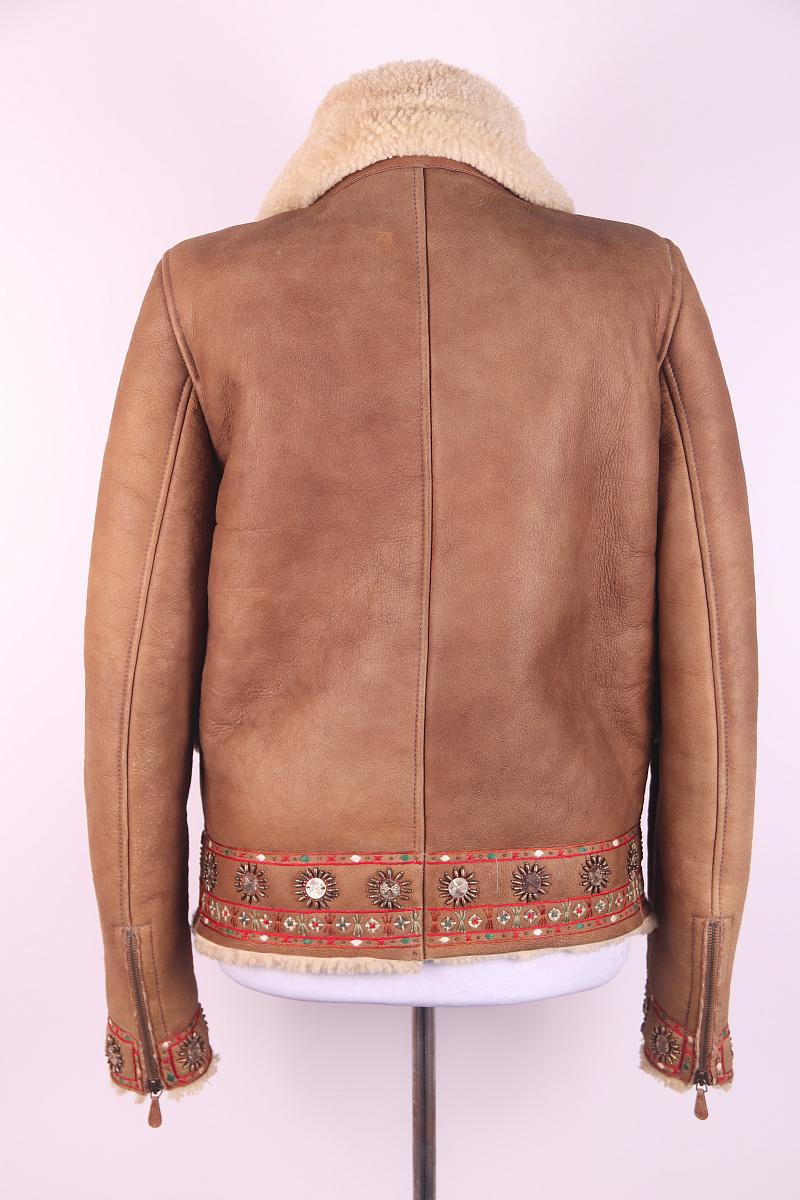 Alexander McQueen short sheepskin coat 2000s In Good Condition For Sale In Алматинский Почтамт, KZ