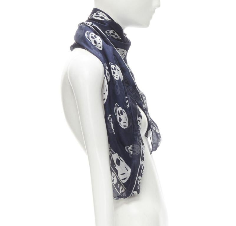 Women's ALEXANDER MCQUEEN Signature navy blue white skeleton skull print scarf For Sale