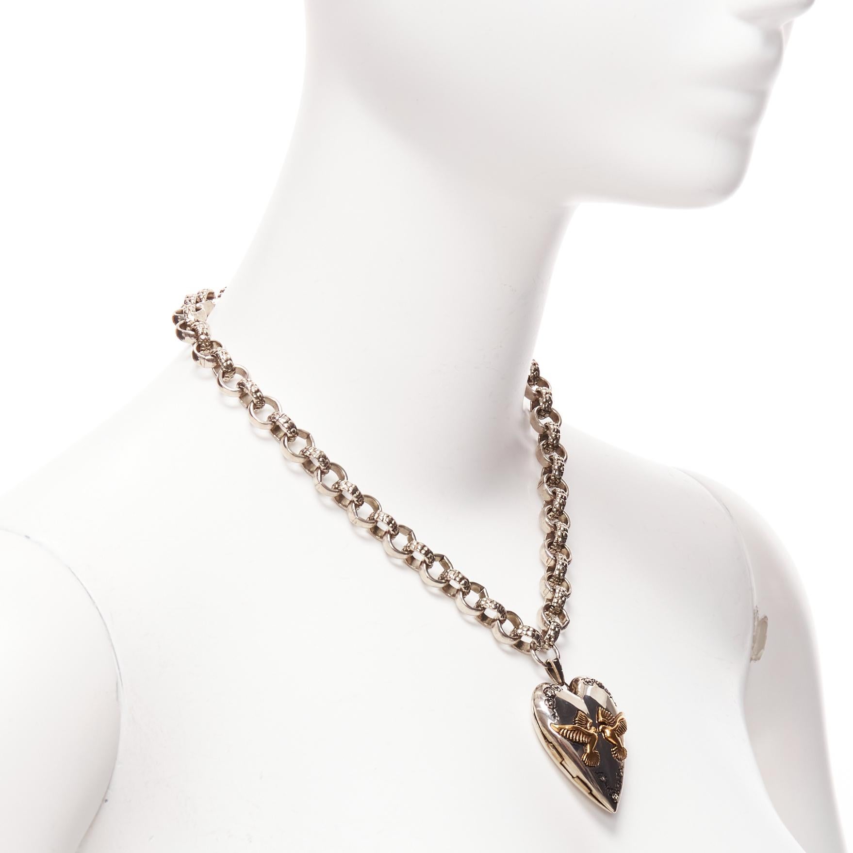 ALEXANDER MCQUEEN silver gold birds heart locket textured chain necklace In Good Condition In Hong Kong, NT