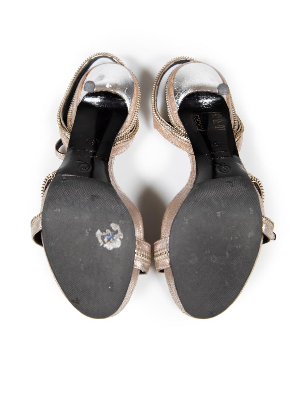 Women's Alexander McQueen Silver Leather Zip Detail Heels Size IT 37 For Sale