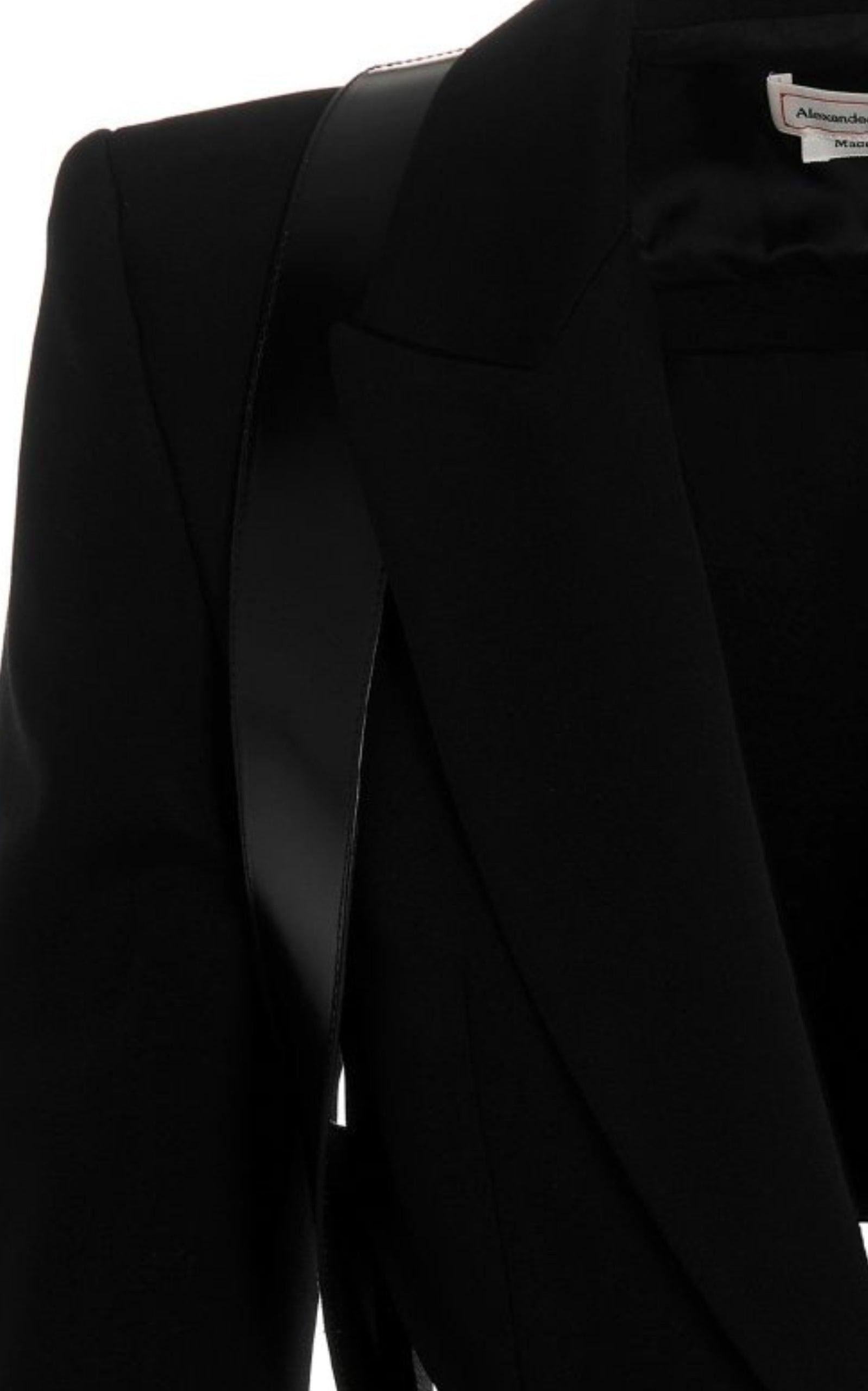 Alexander McQueen Blazer décolleté à simple boutonnage IT42 en vente 3