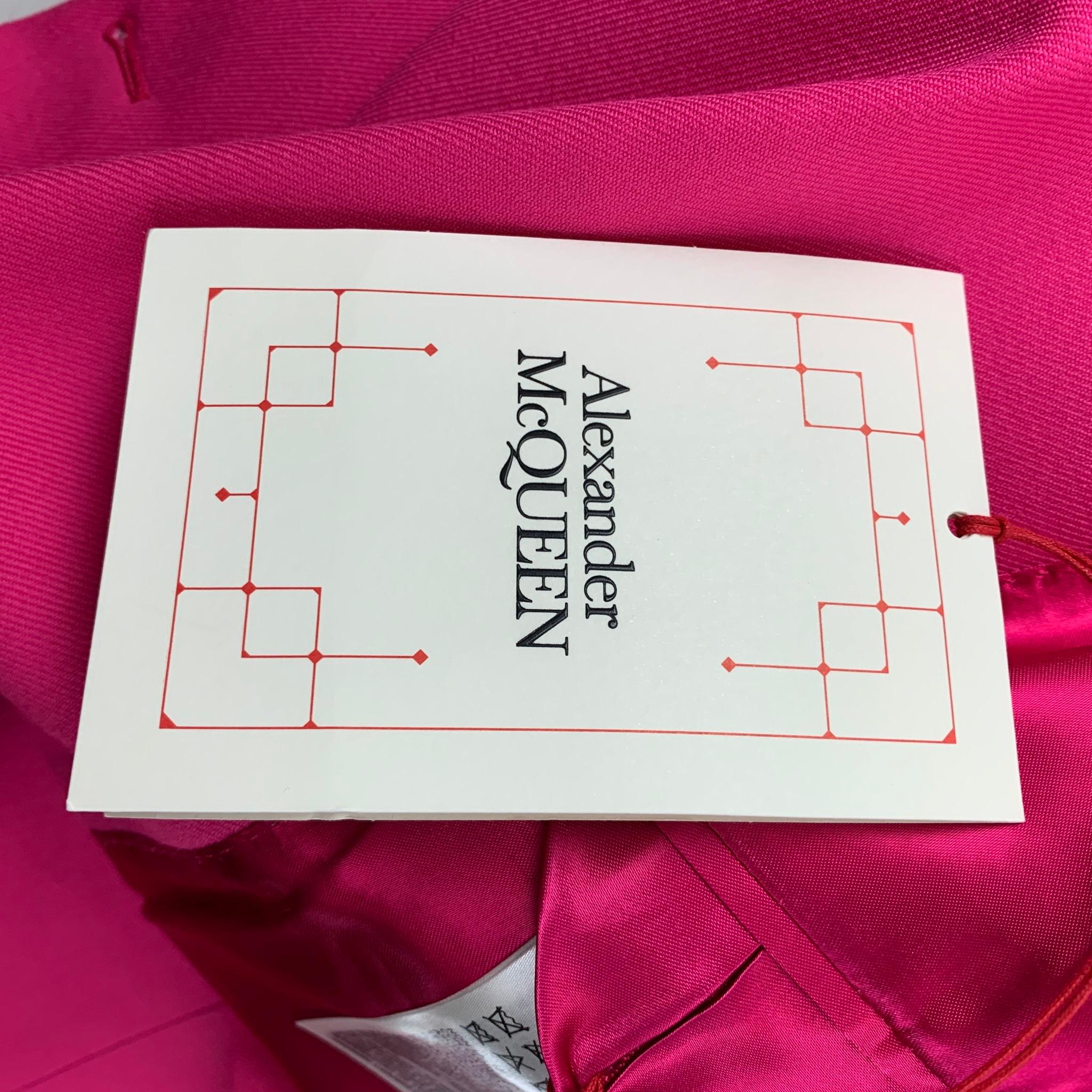 ALEXANDER MCQUEEN Size 36 Pink Wool Peak Lapel Asymmetric Suit 5