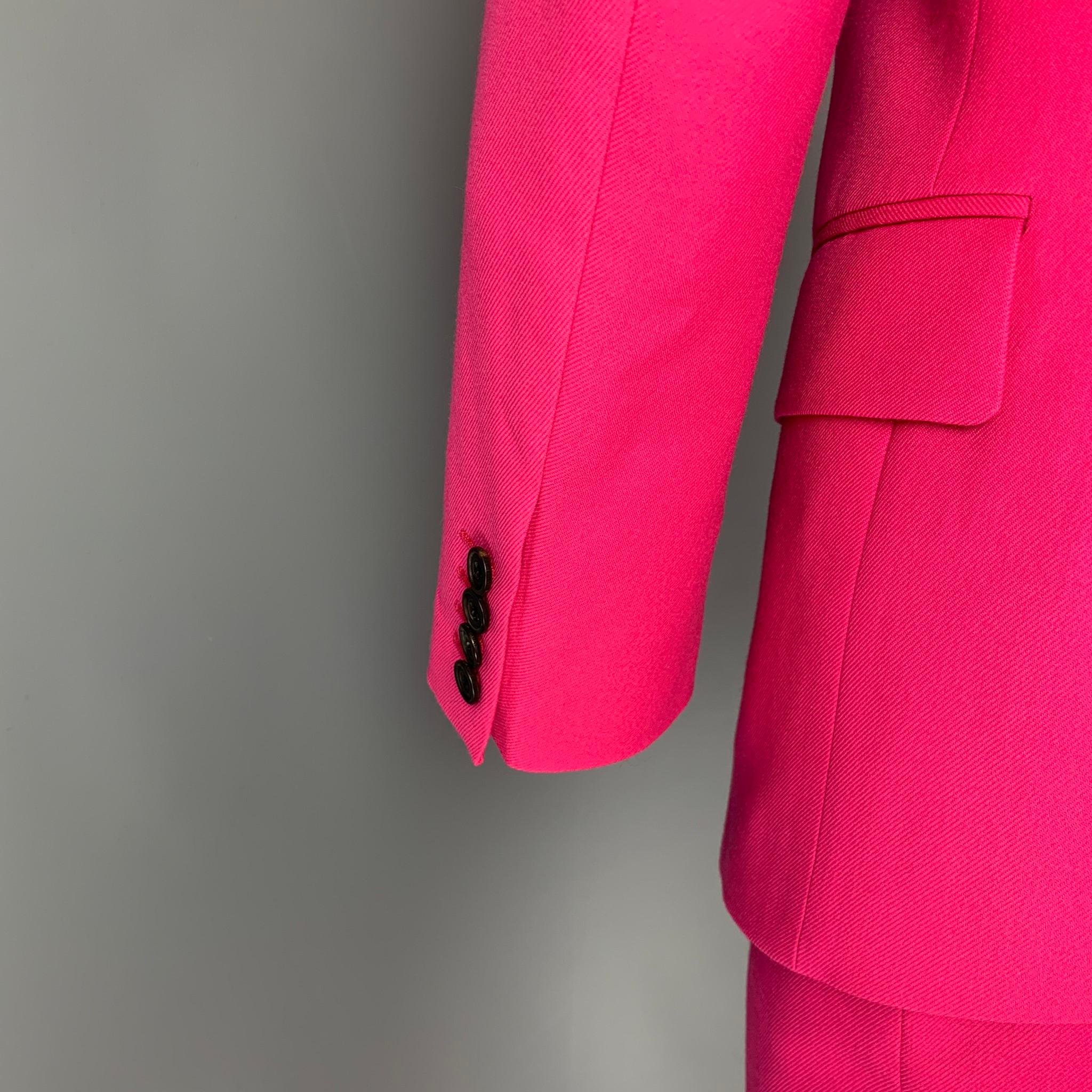 ALEXANDER MCQUEEN Size 36 Pink Wool Peak Lapel Asymmetric Suit In New Condition In San Francisco, CA