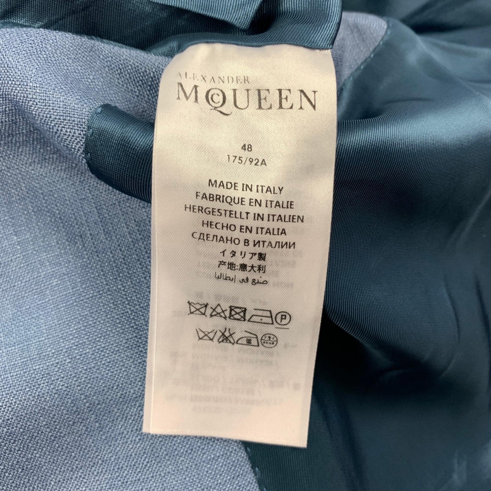 ALEXANDER MCQUEEN Size 38 Blue Mohair Silk Peak Lapel Suit For Sale 3