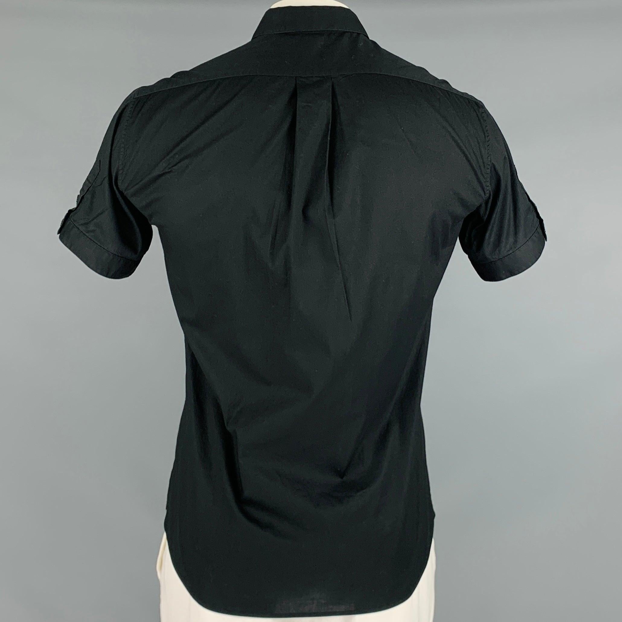 ALEXANDER MCQUEEN Size 42 Black Short Sleeve Shirt In Excellent Condition For Sale In San Francisco, CA