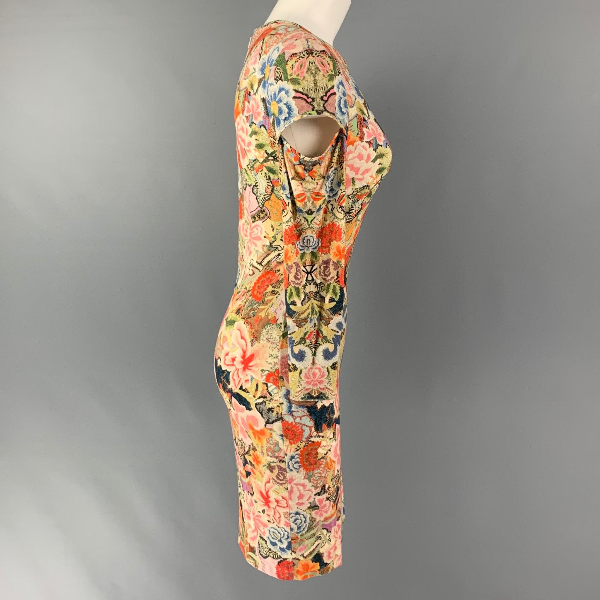ALEXANDER McQUEEN dress comes in a multi-color abstract floral rayon blend featuring shoulder cut-out details, crew-neck, and a back zip up closure. Made in Italy.Very Good Pre-Owned Condition. 

Marked:  42 

Measurements: 
 
Shoulder: 15.5 inches