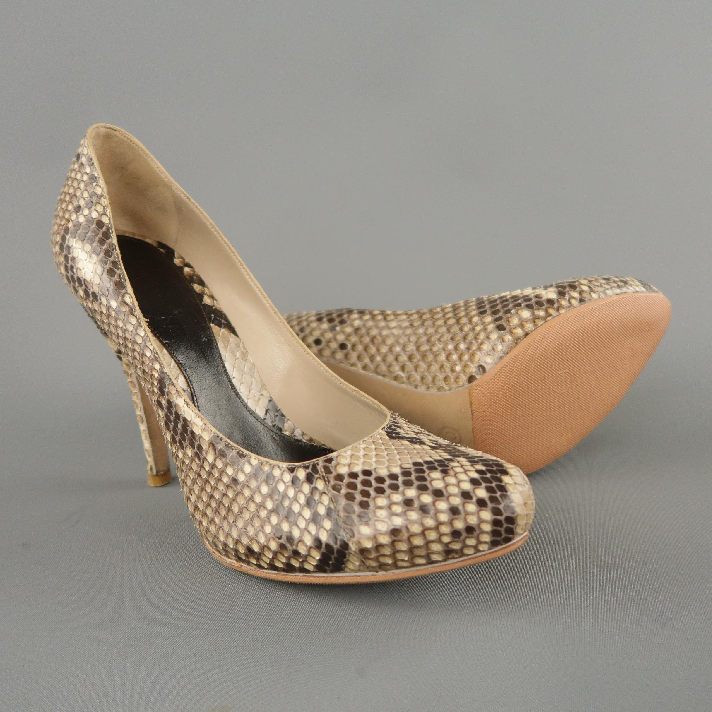 ALEXANDER MCQUEEN Size 6.5 Beige Phython Skin Curved Pointed Pumps In Excellent Condition In San Francisco, CA