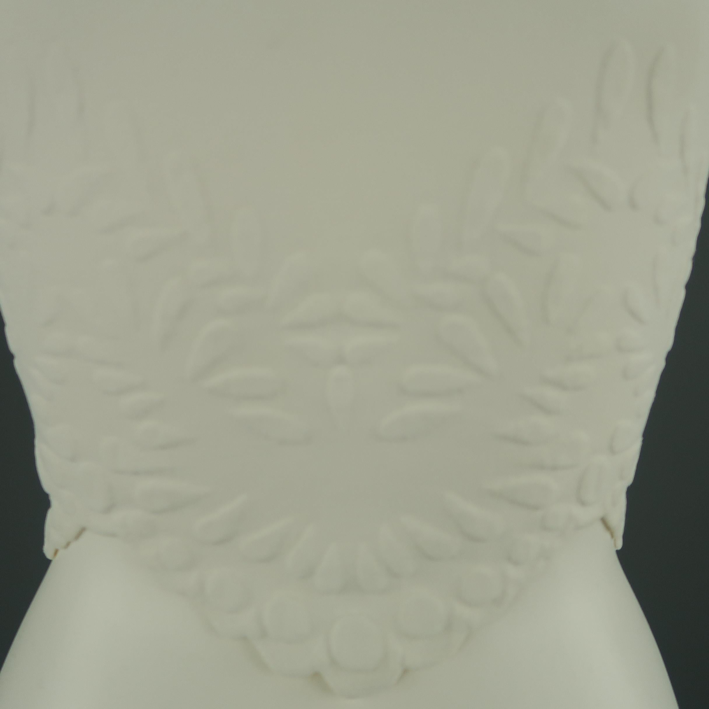 ALEXANDER MCQUEEN Size XS White Lace Textured Trim Knit Crop Top 2