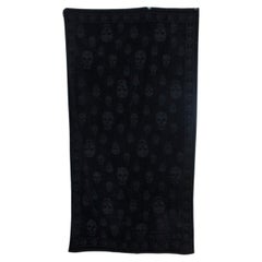 Alexander McQueen, Skull beach towel in black