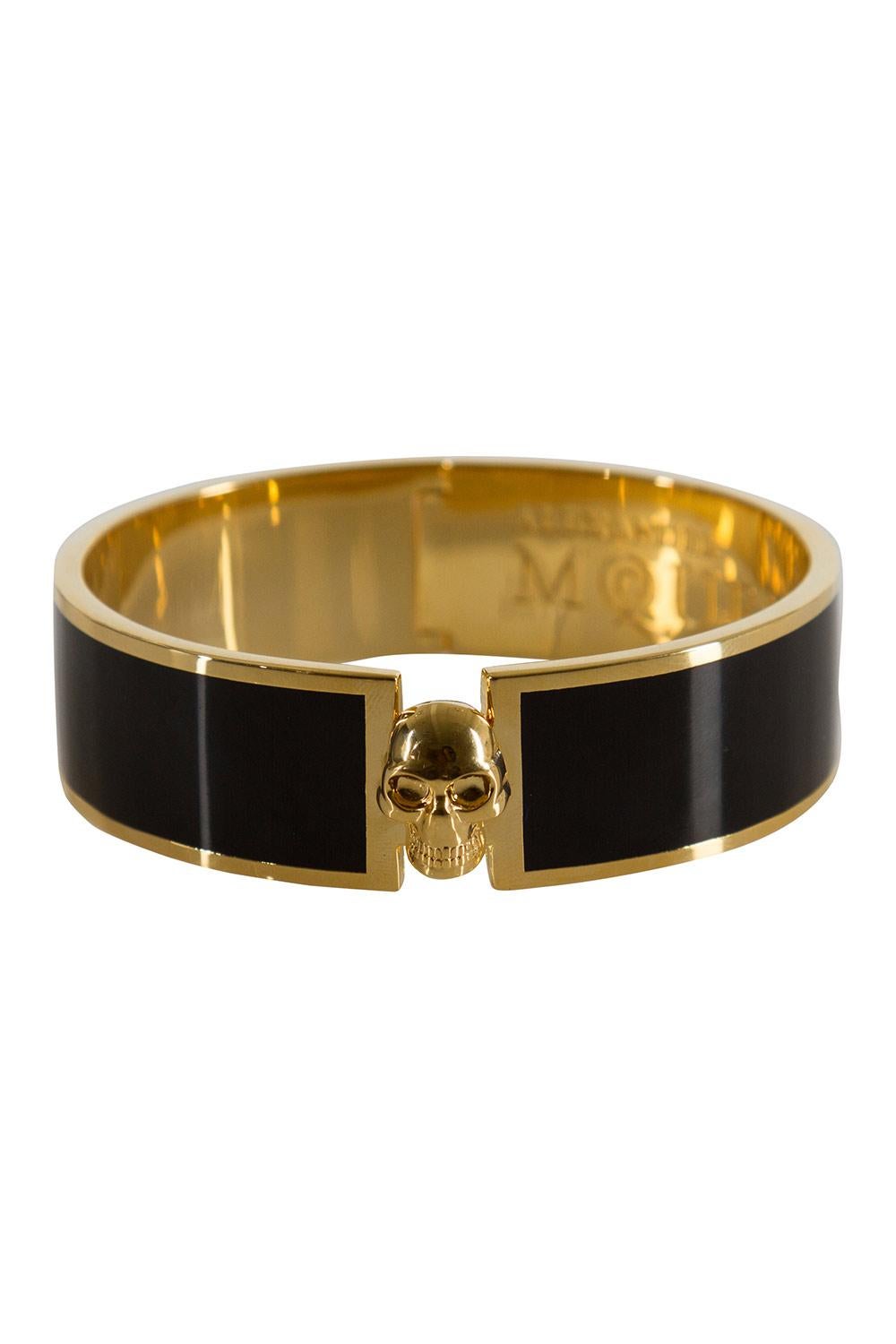 Alexander McQueen Skull Black Resin Gold Tone Wide Bracelet In Good Condition In Dubai, Al Qouz 2