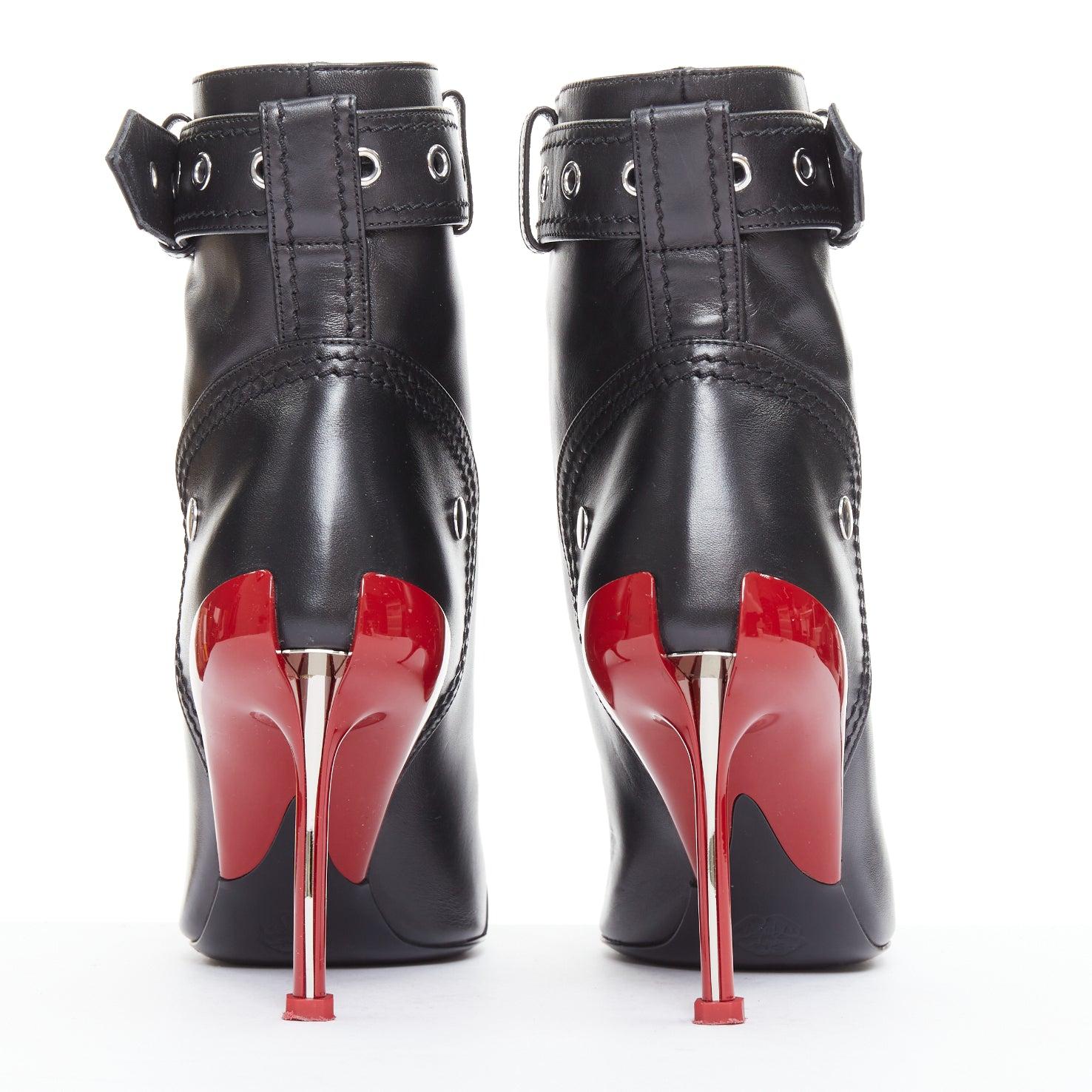 Alexander McQueen - Bottes à talons rouges en cuir noir de style motard EU39 Pour femmes en vente