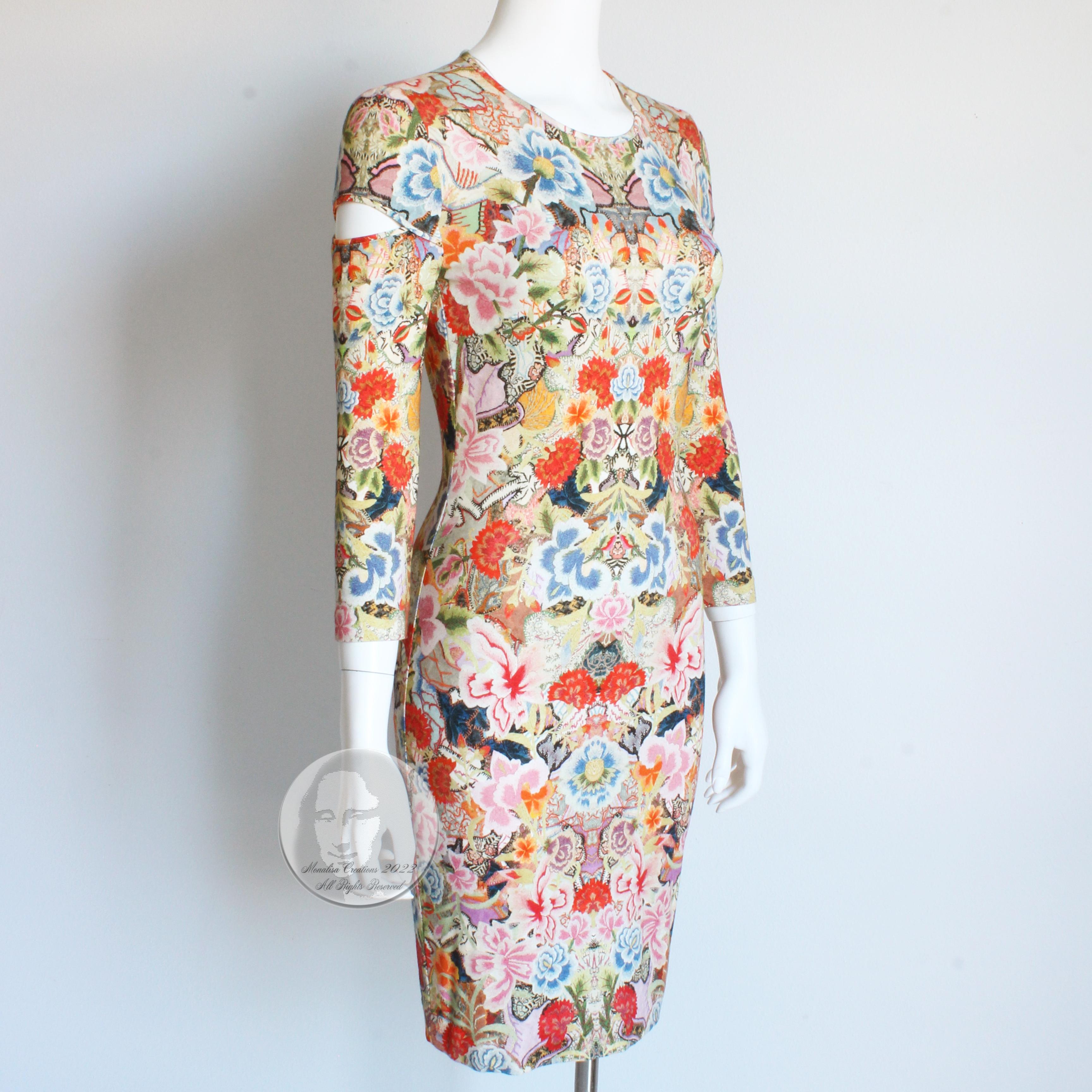 Alexander McQueen Slash Sleeve Dress Kaleidoscope Floral Print Abstract Bodycon  In Good Condition For Sale In Port Saint Lucie, FL