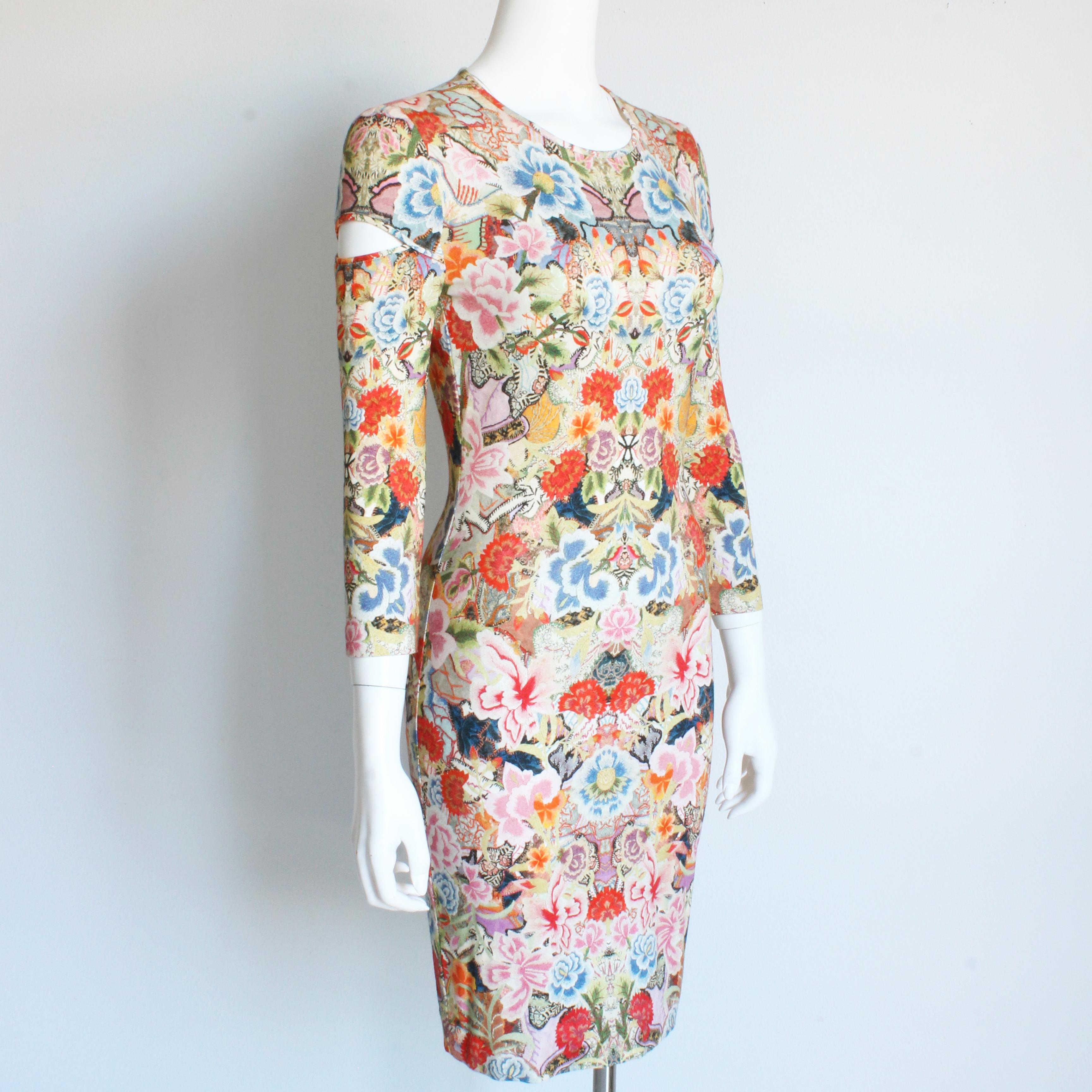 Alexander McQueen Vestido de manga acuchillada Caleidoscopio Estampado Floral Abstracto Bodycon Beige en venta
