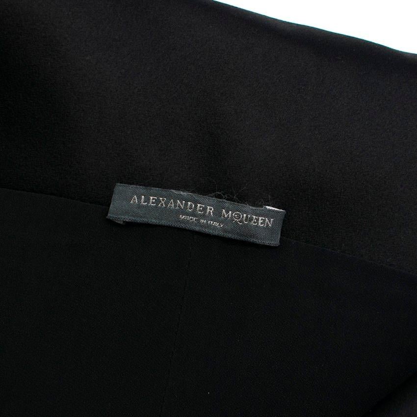 Alexander McQueen Sleeveless Black Satin Dress - Size US 6 For Sale 1