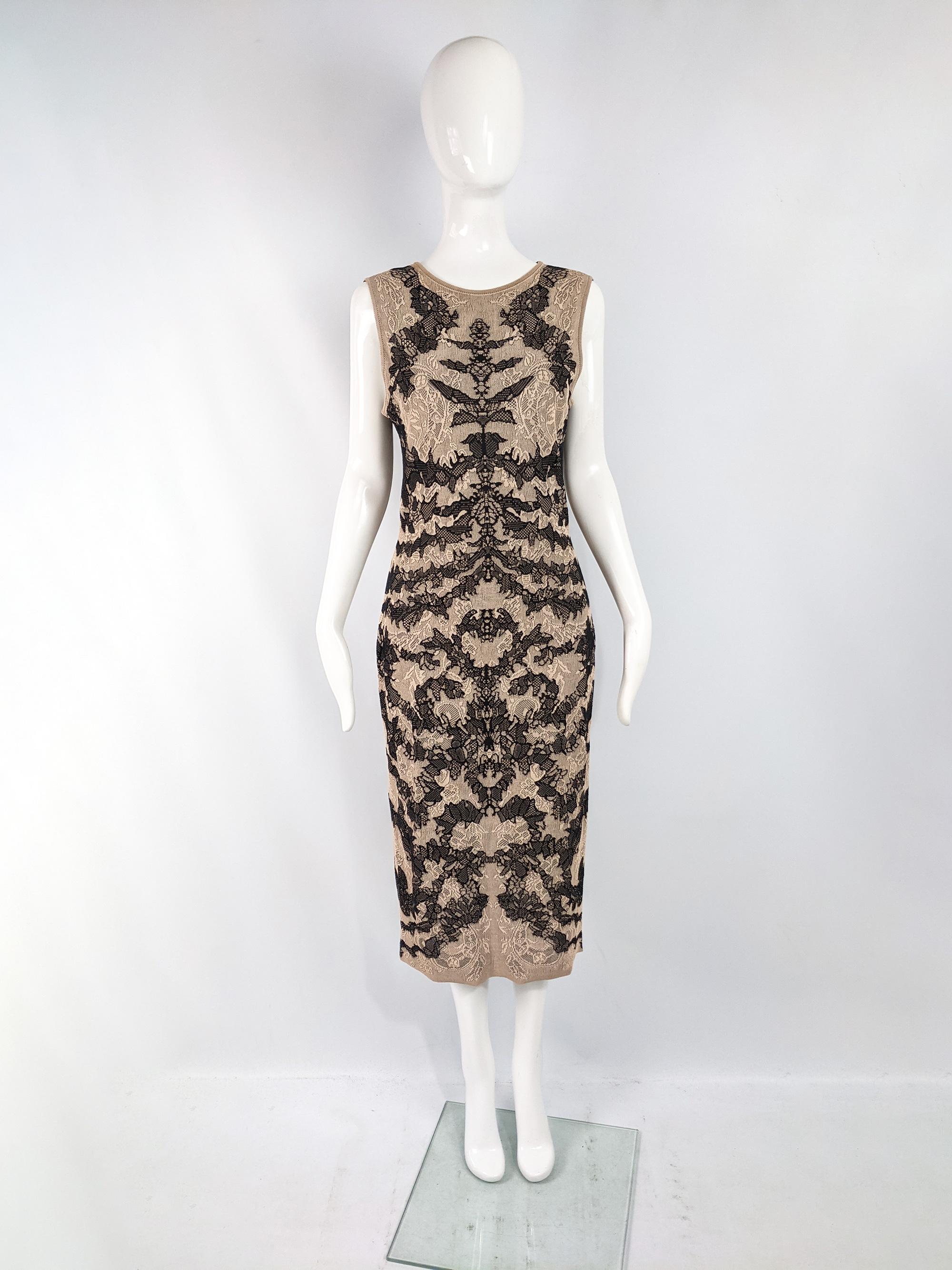A beautiful womens Alexander McQueen dress. In a nude and black viscose and silk knit fabric with a textured intarsia / jacquard knitted technique. Perfect for a party in the evening. 

Size: Marked L but measures like a UK 12/ US 8. Please check