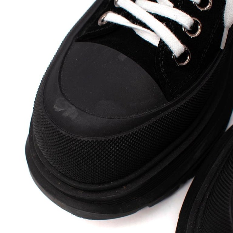 Alexander McQueen Slick Black Suede Platform Sneakers For Sale 1