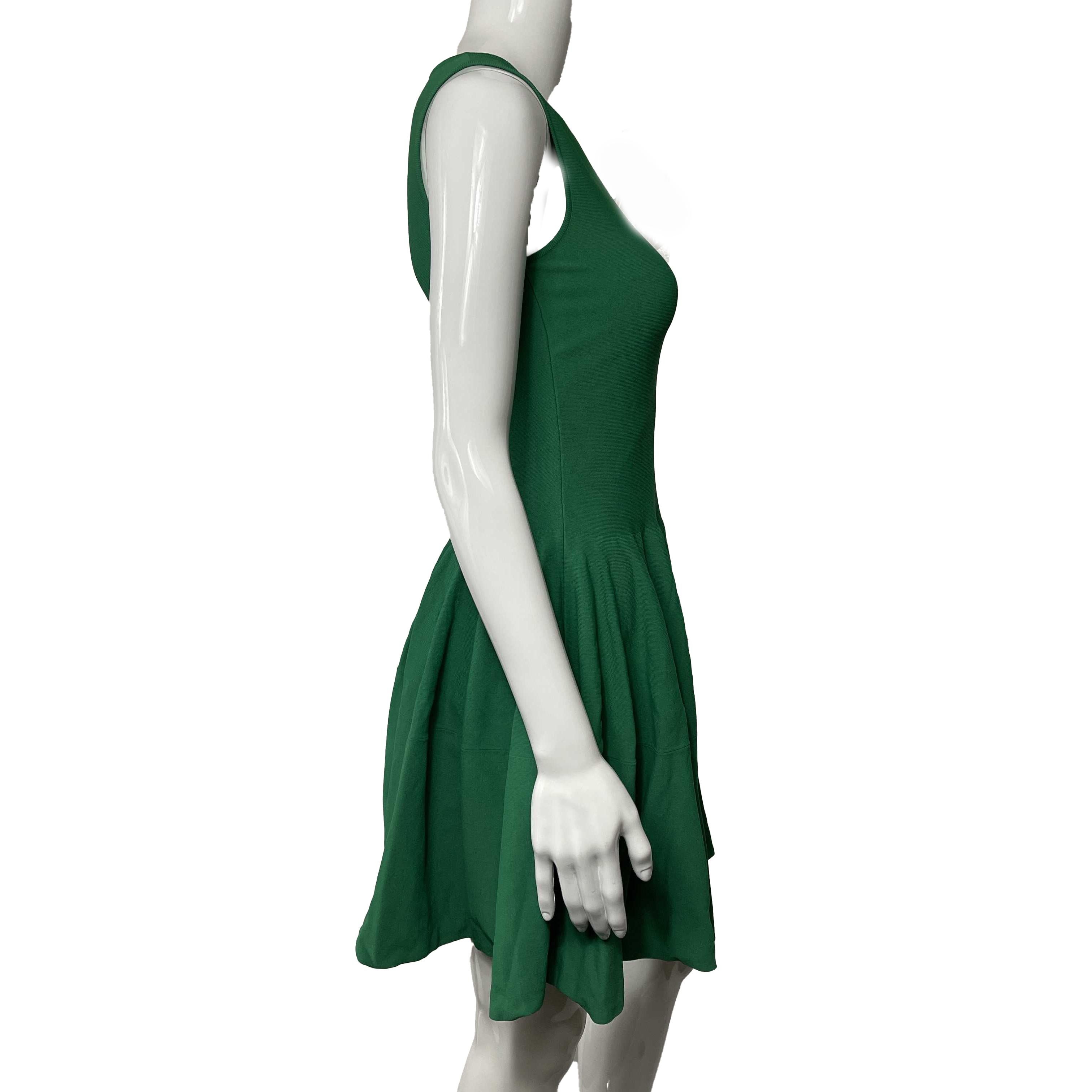 Alexander McQueen Solid Sleeveless Midi Flare Green Dress XS For Sale 3