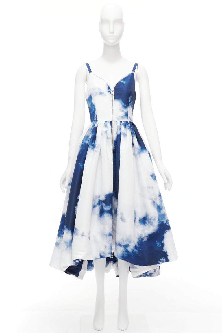blue and white cloud dress Cloud Dress Light Blue – Undress Code EUR main image 1