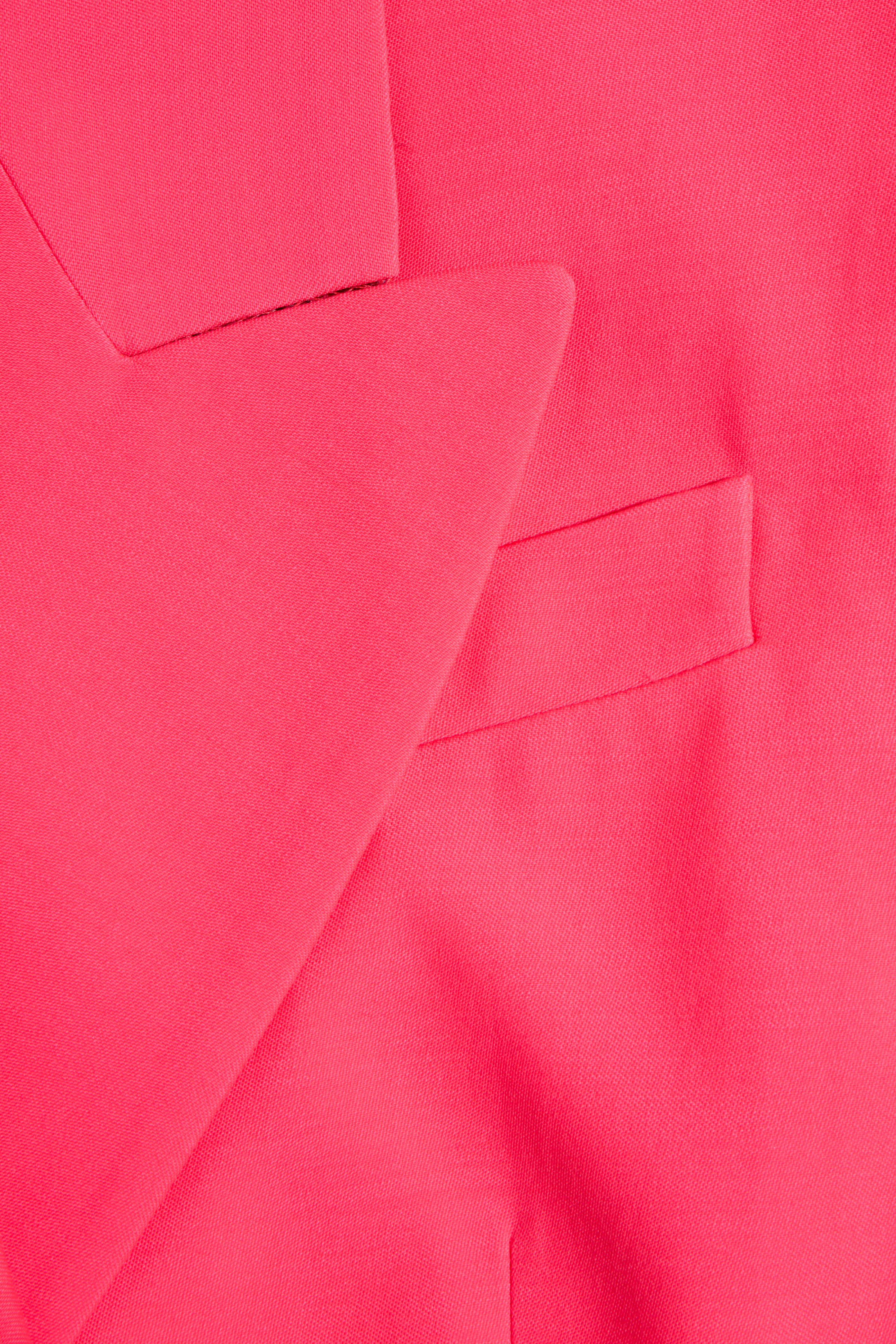 Alexander McQueen Frühjahr/Sommer 2022 Zweireihiger Hosenanzug aus Wolle in Pink im Angebot 9